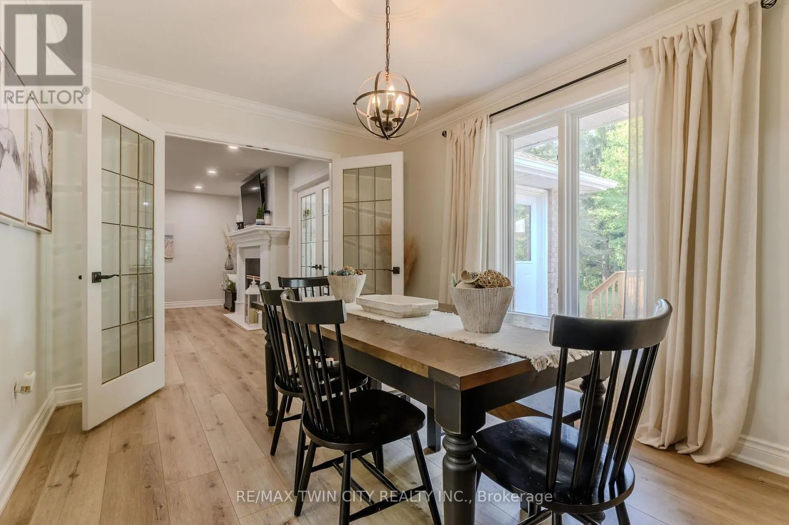 5 NEWPORT LANE