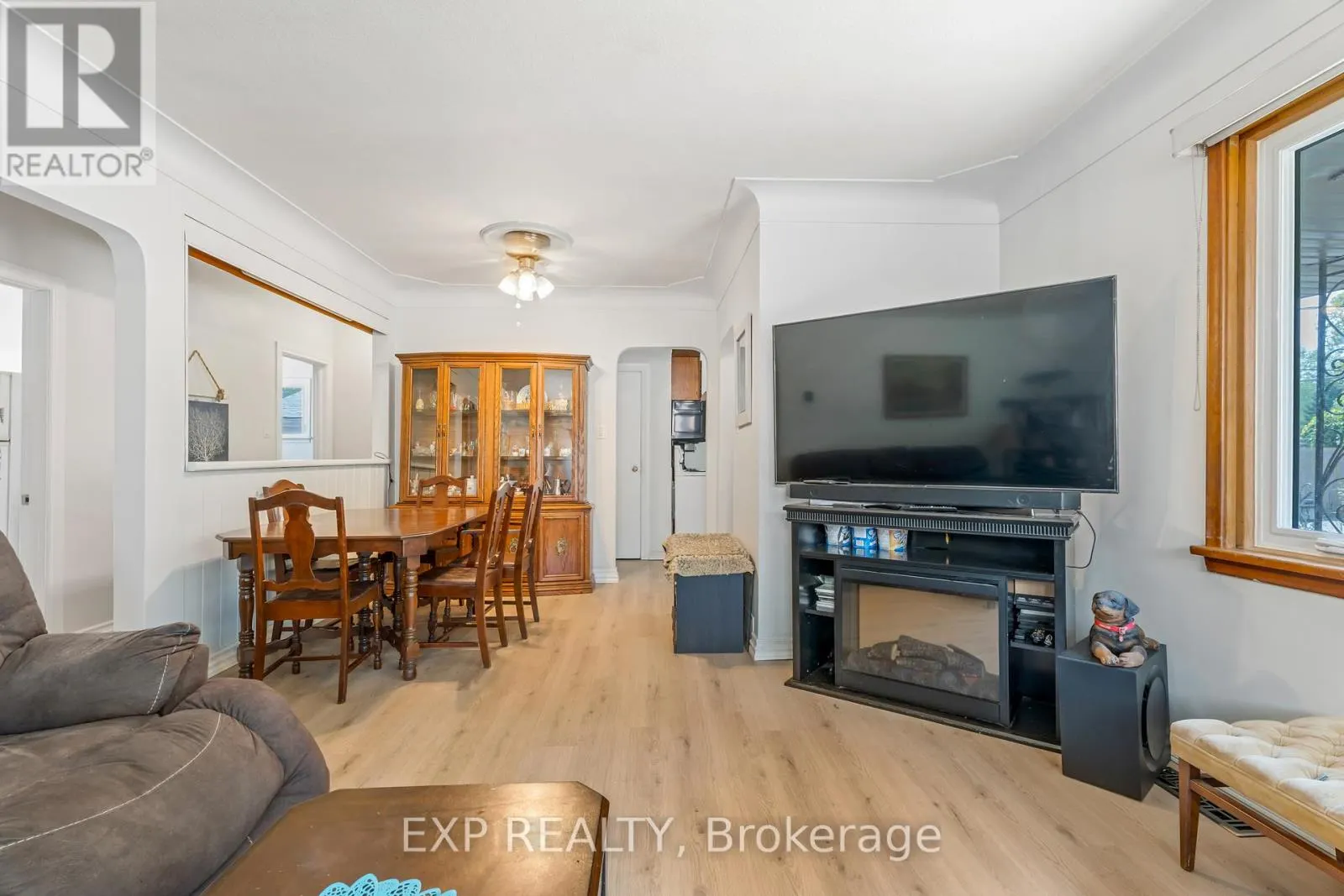 1986 STANLEY AV AVENUE
