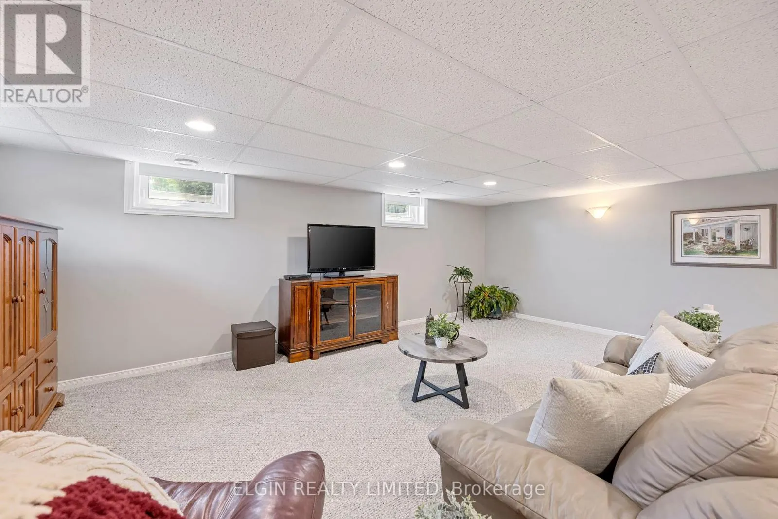 9538 TOWER ROAD