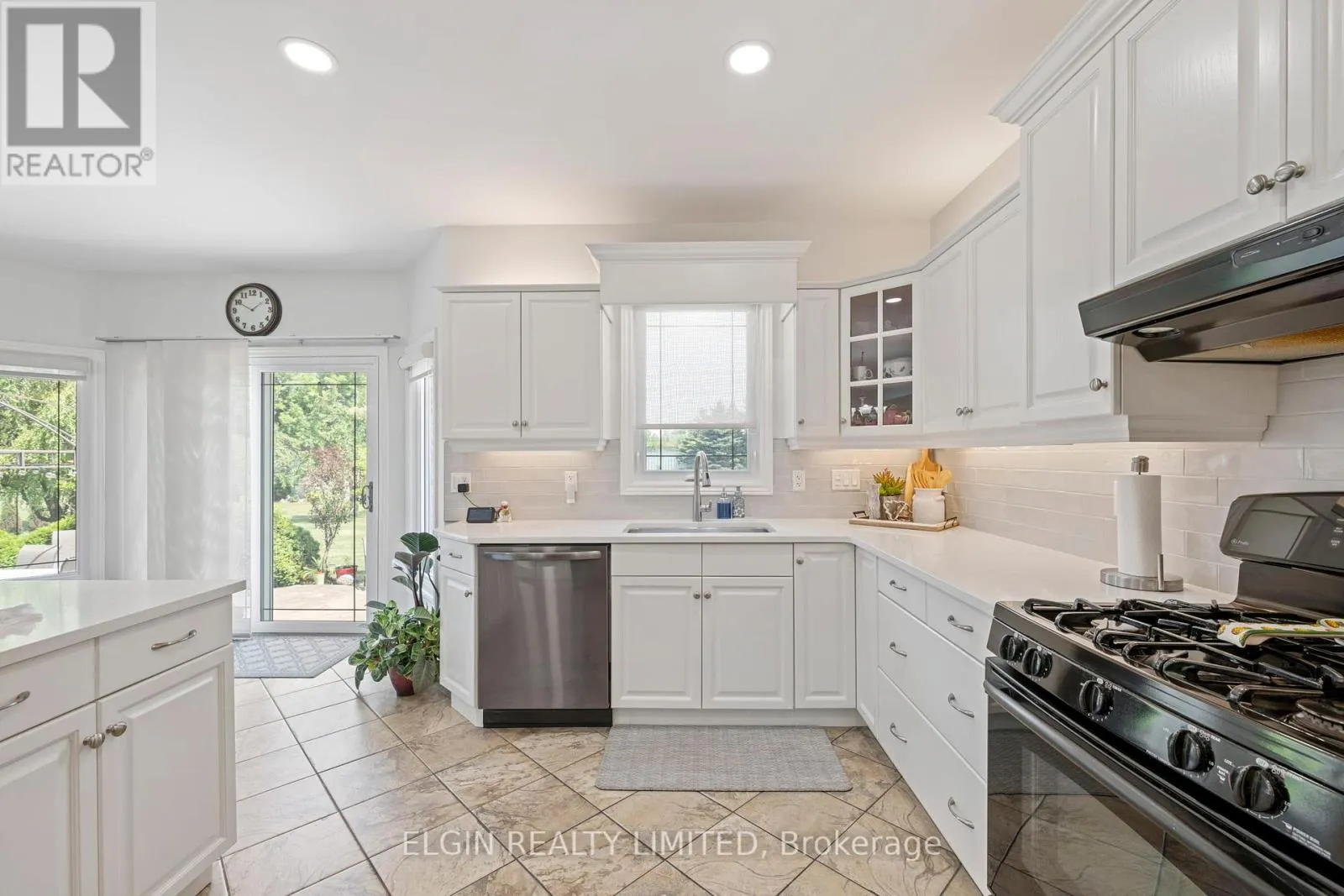 9538 TOWER ROAD