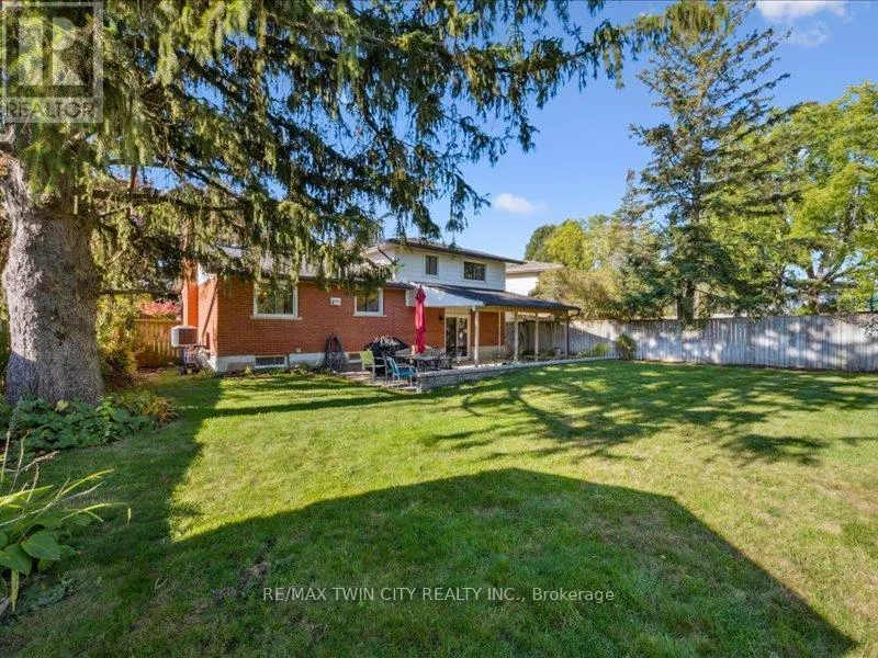 407 GRANGEWOOD DRIVE S