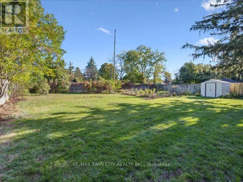 407 GRANGEWOOD DRIVE S