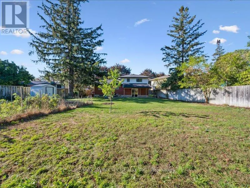 407 GRANGEWOOD DRIVE S