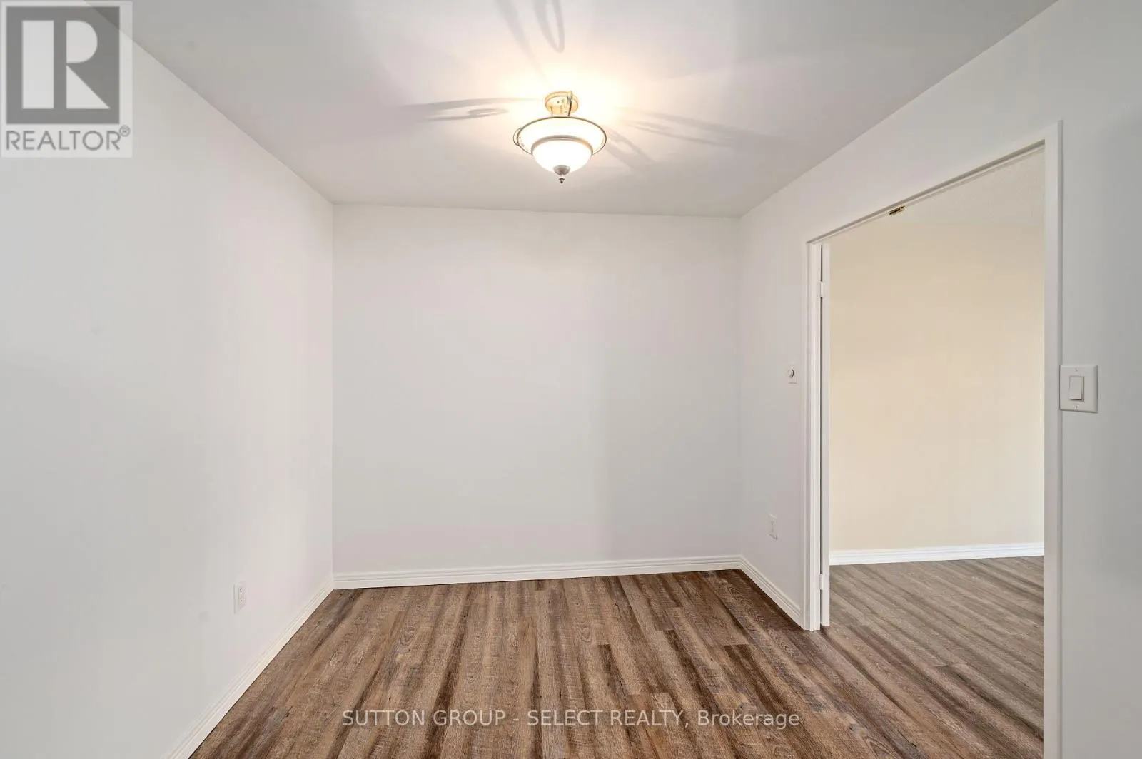 505 - 1180 COMMISSIONERS ROAD W, #505