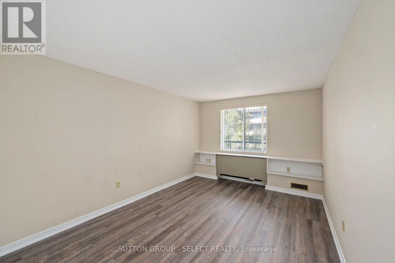 505 - 1180 COMMISSIONERS ROAD W, #505