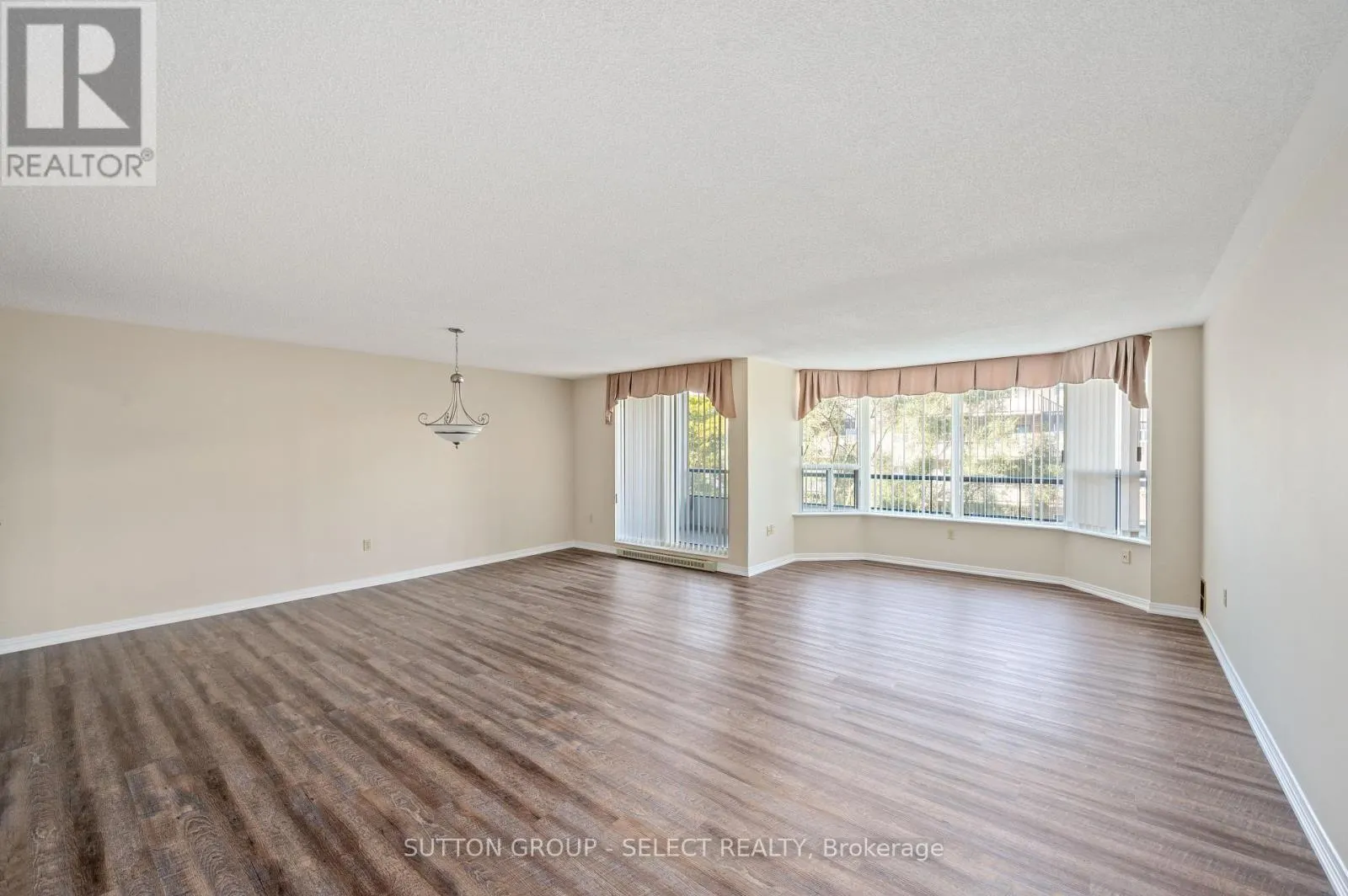 505 - 1180 COMMISSIONERS ROAD W, #505