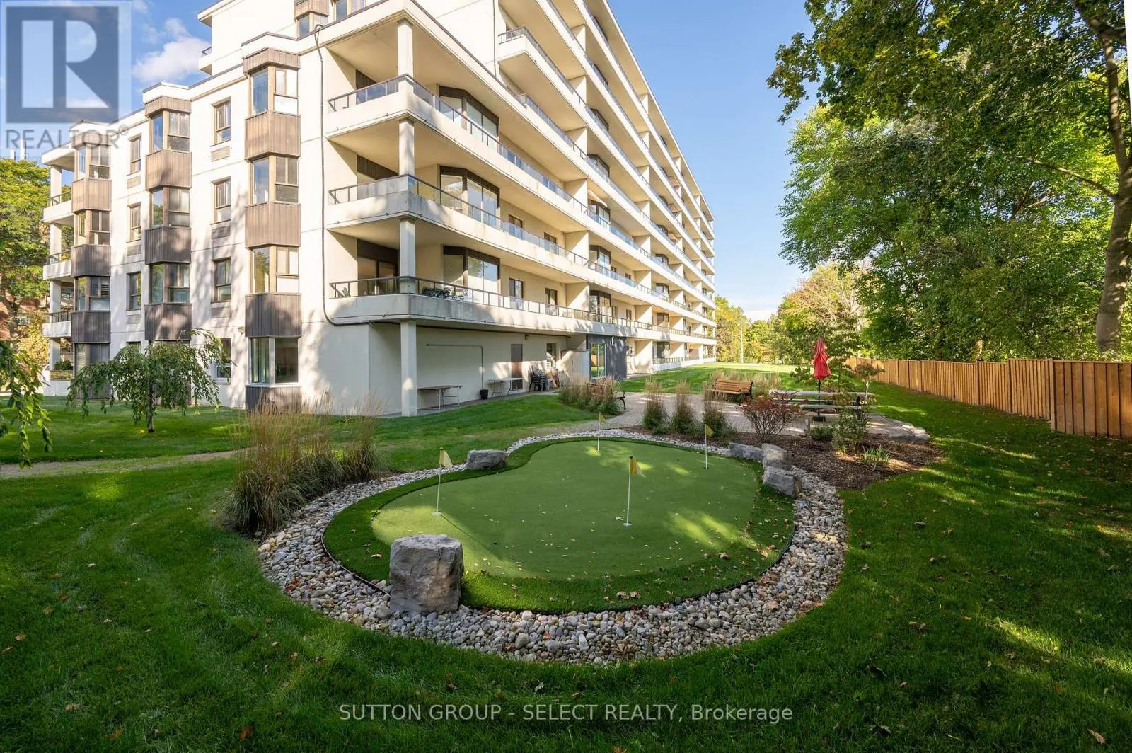 505 - 1180 COMMISSIONERS ROAD W, #505