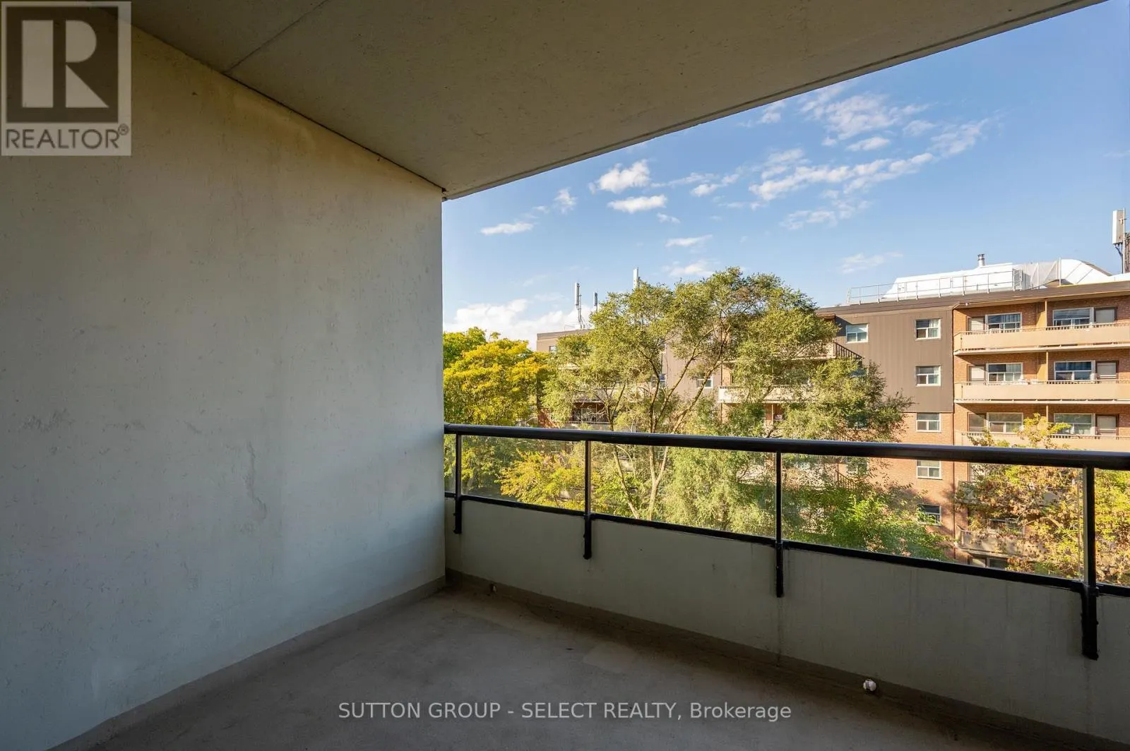 505 - 1180 COMMISSIONERS ROAD W, #505