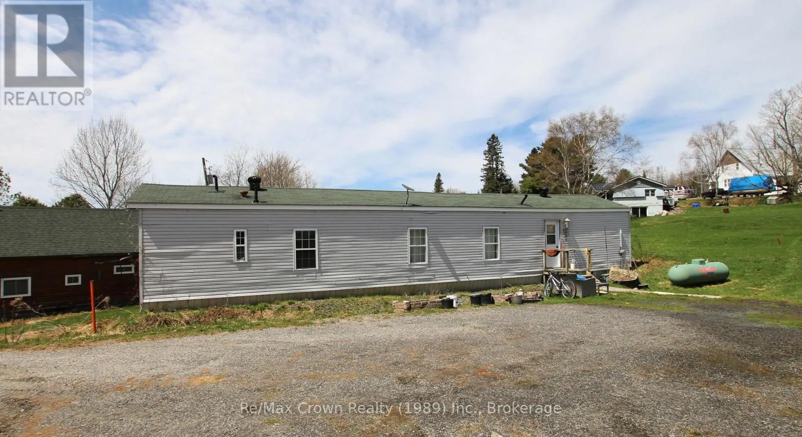 84-85 WILSON LAKE ROAD