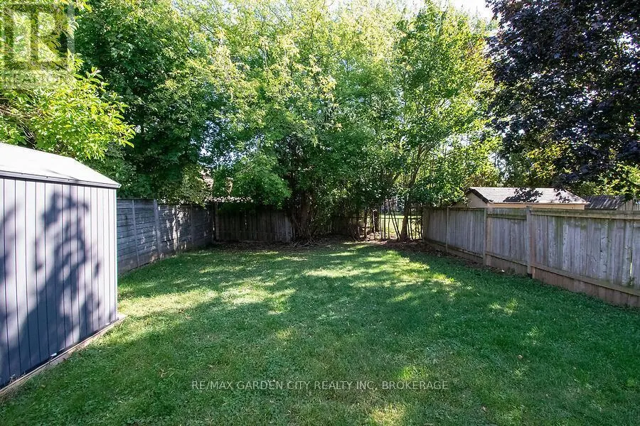 4549 CARRIAGE ROAD