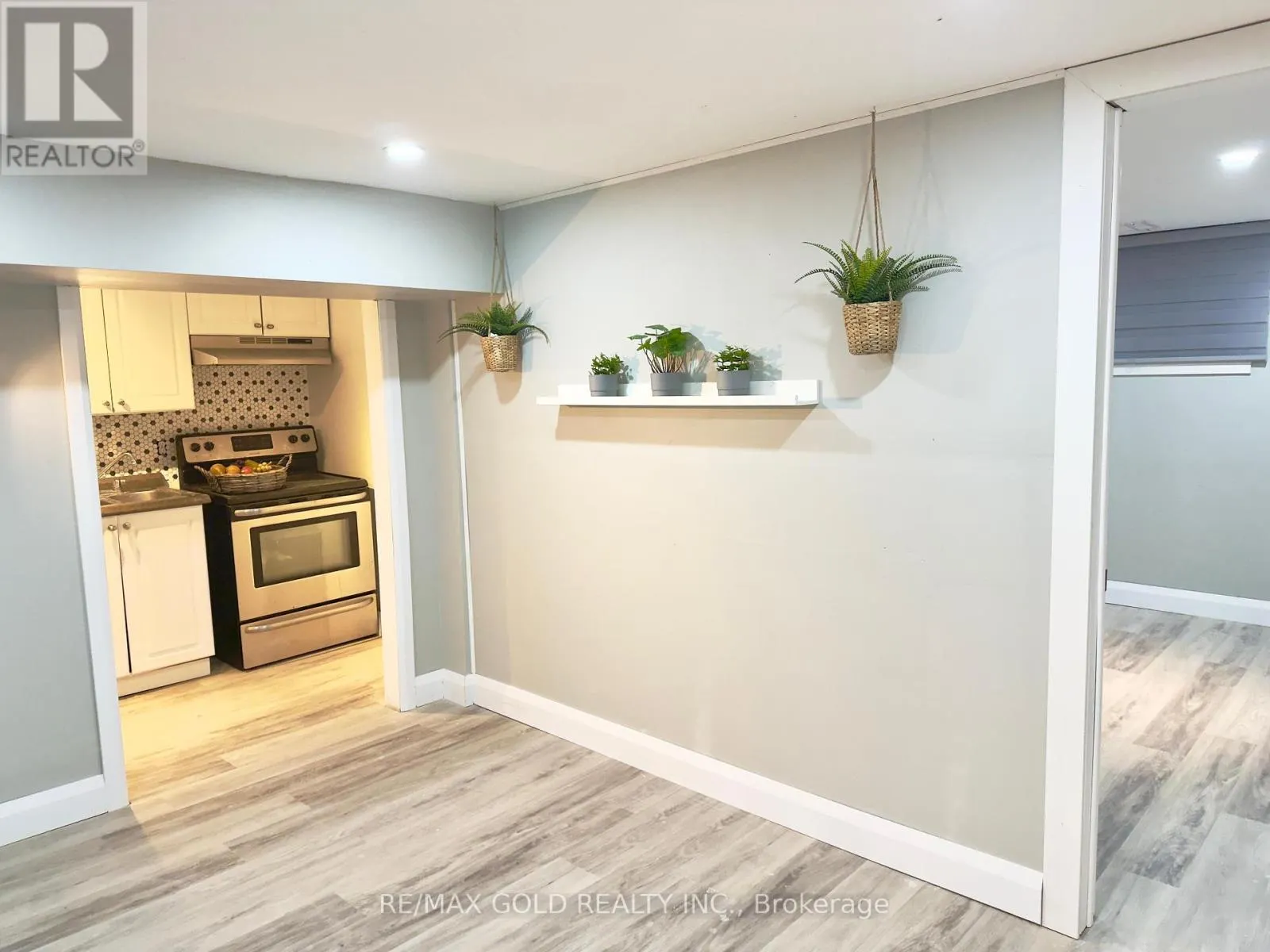 LOWER - 156 MOOREGATE CRESCENT