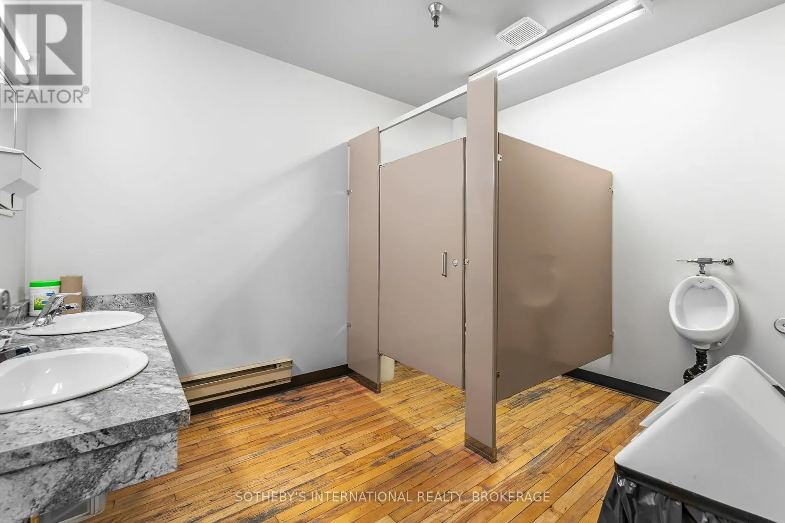 207 - 243 CHURCH STREET, #207