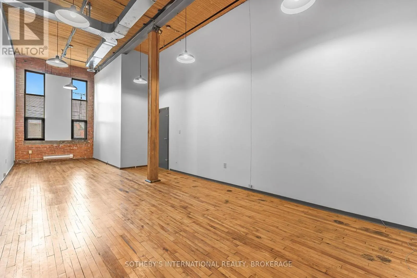 207 - 243 CHURCH STREET, #207