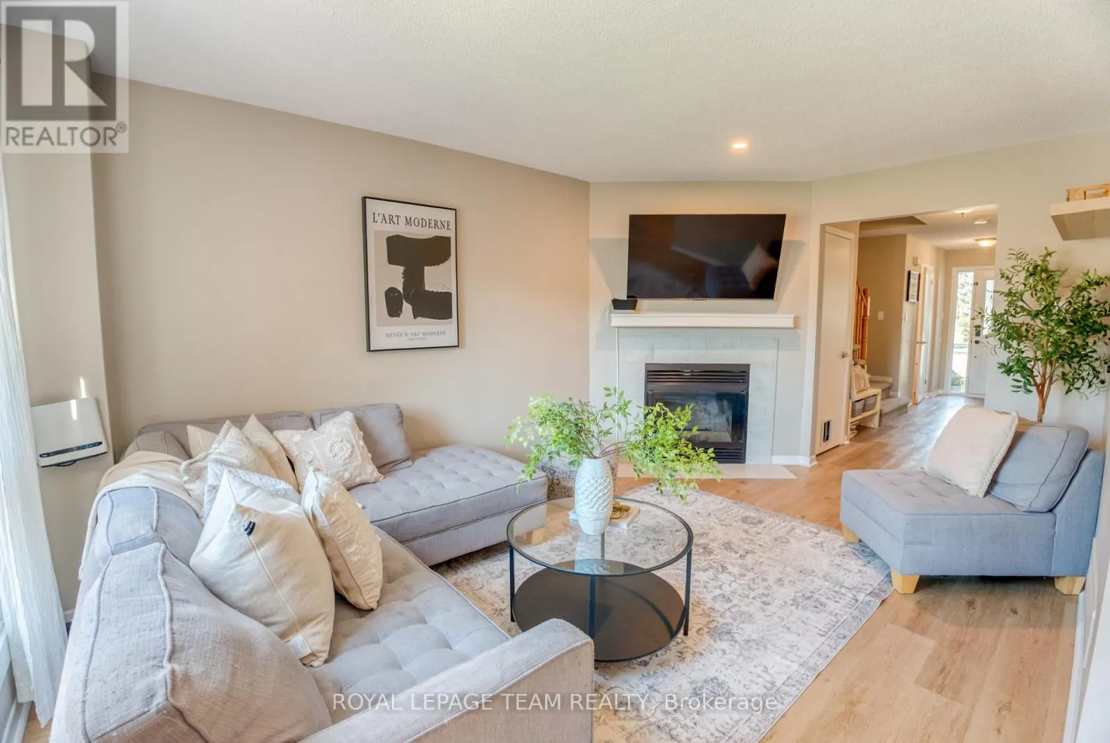 3 SPRINGTREE PLACE