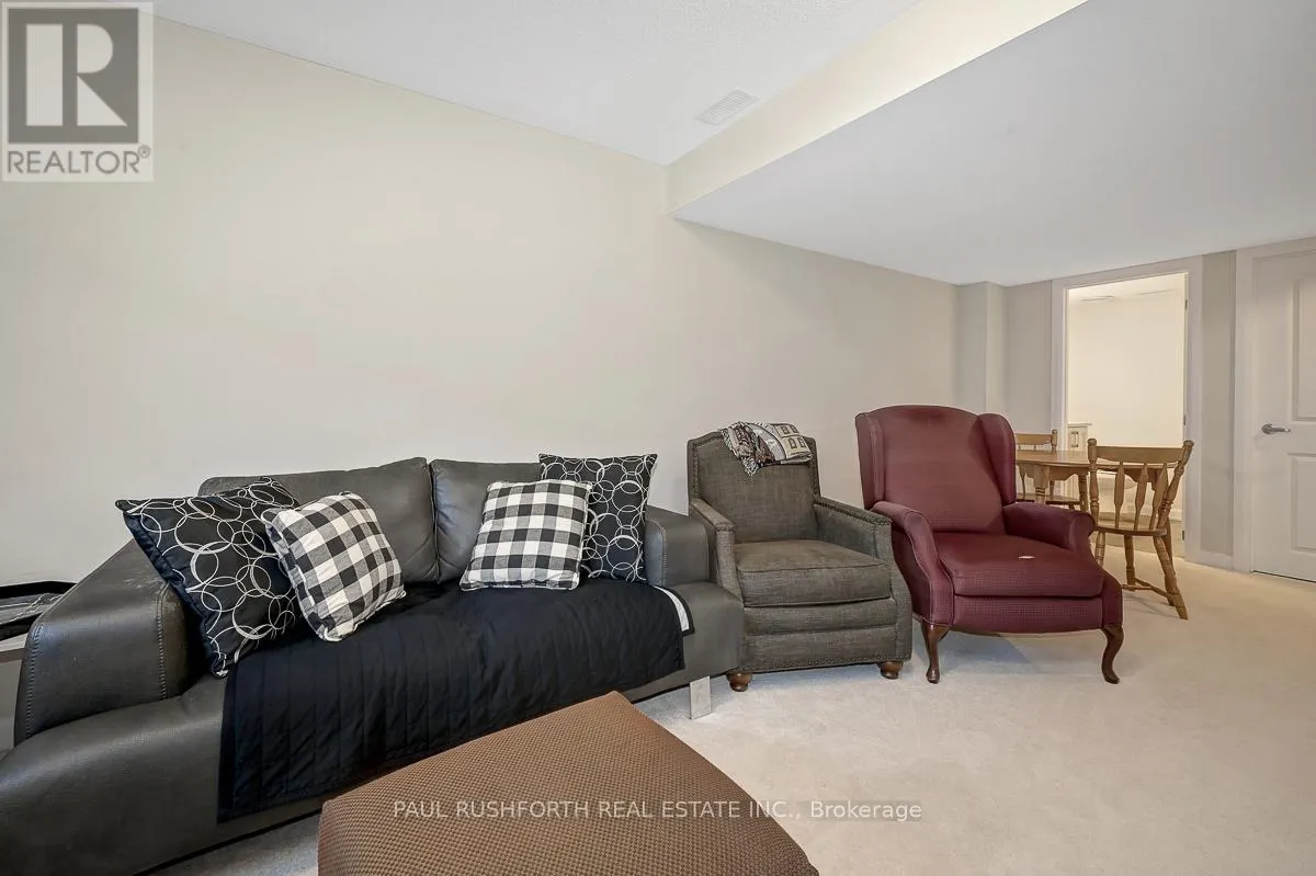 559 DECOEUR DRIVE