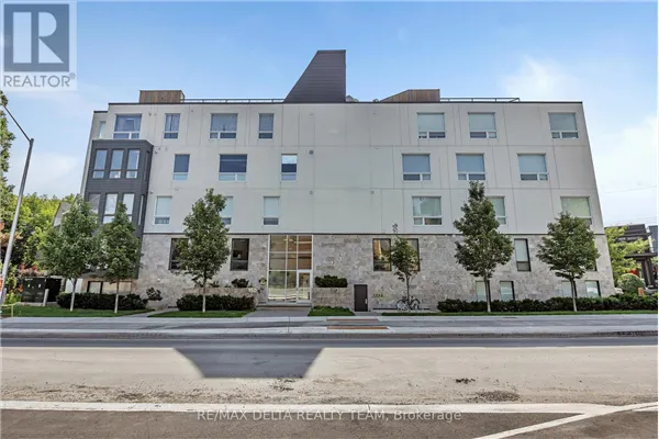 405 - 150 GREENFIELD AVENUE