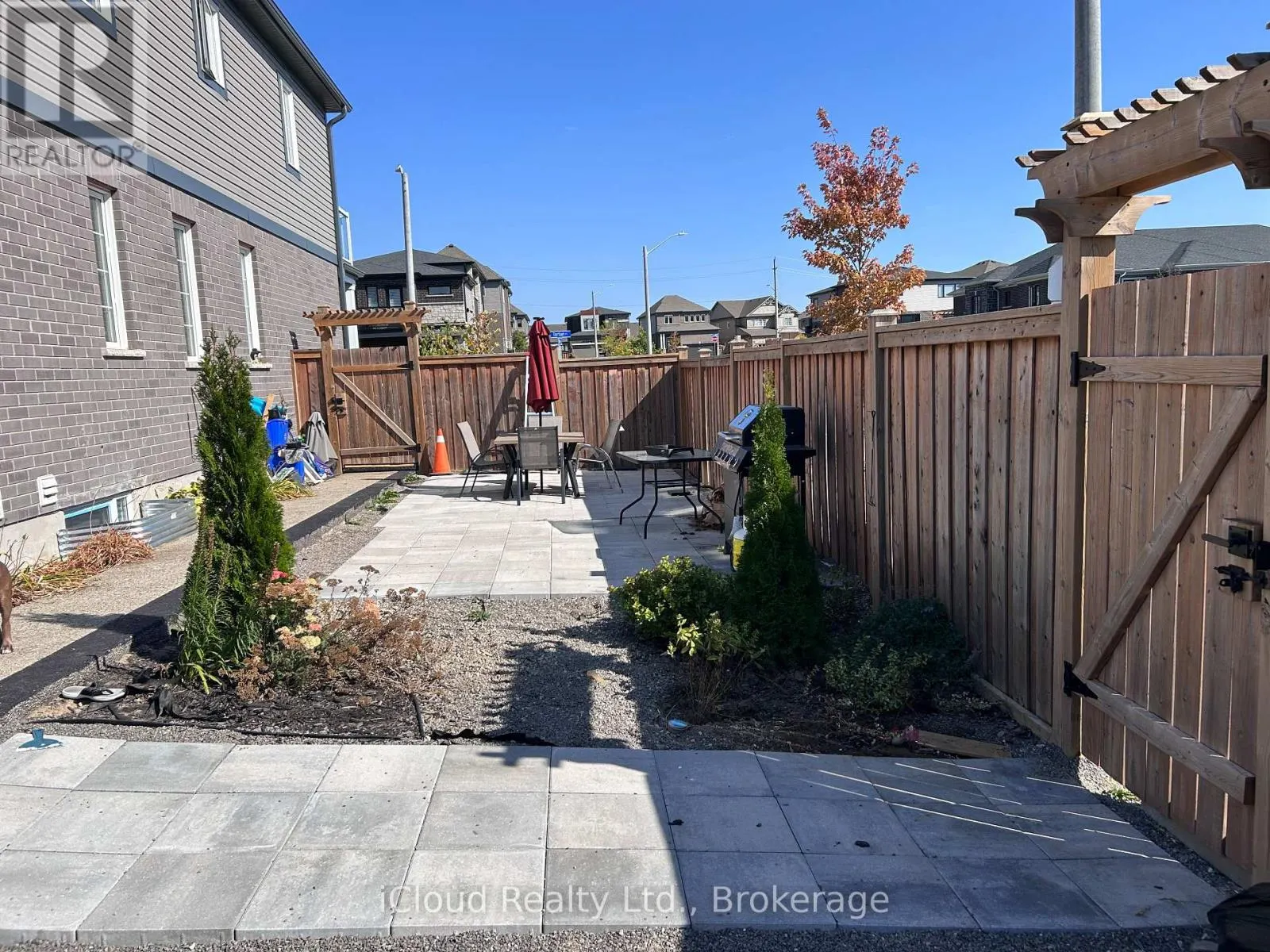 901 TARTAN COURT