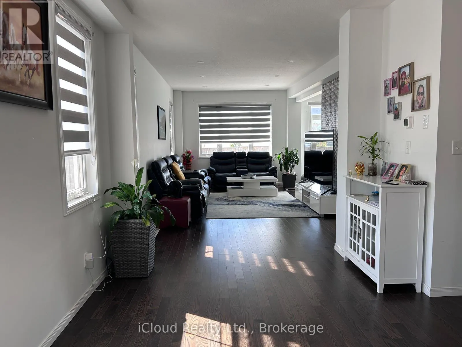901 TARTAN COURT