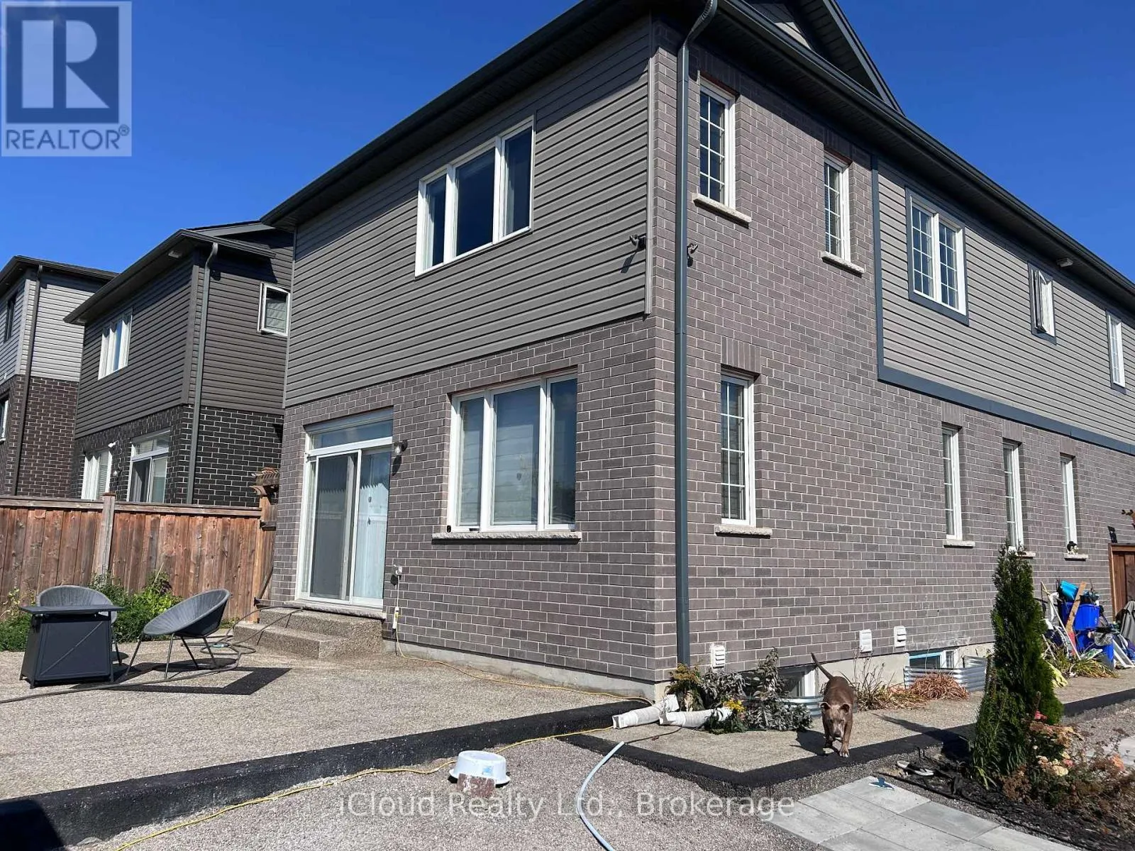 901 TARTAN COURT