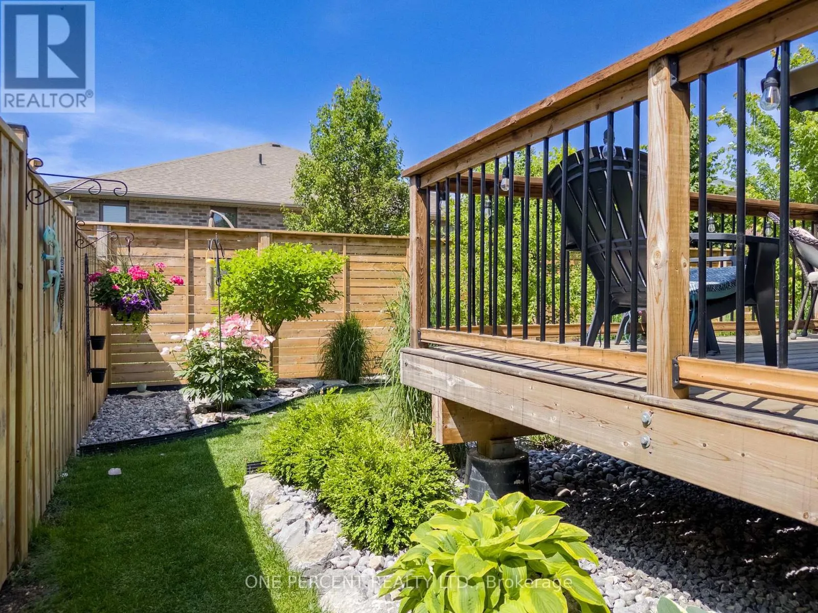 88 ESSEX DRIVE