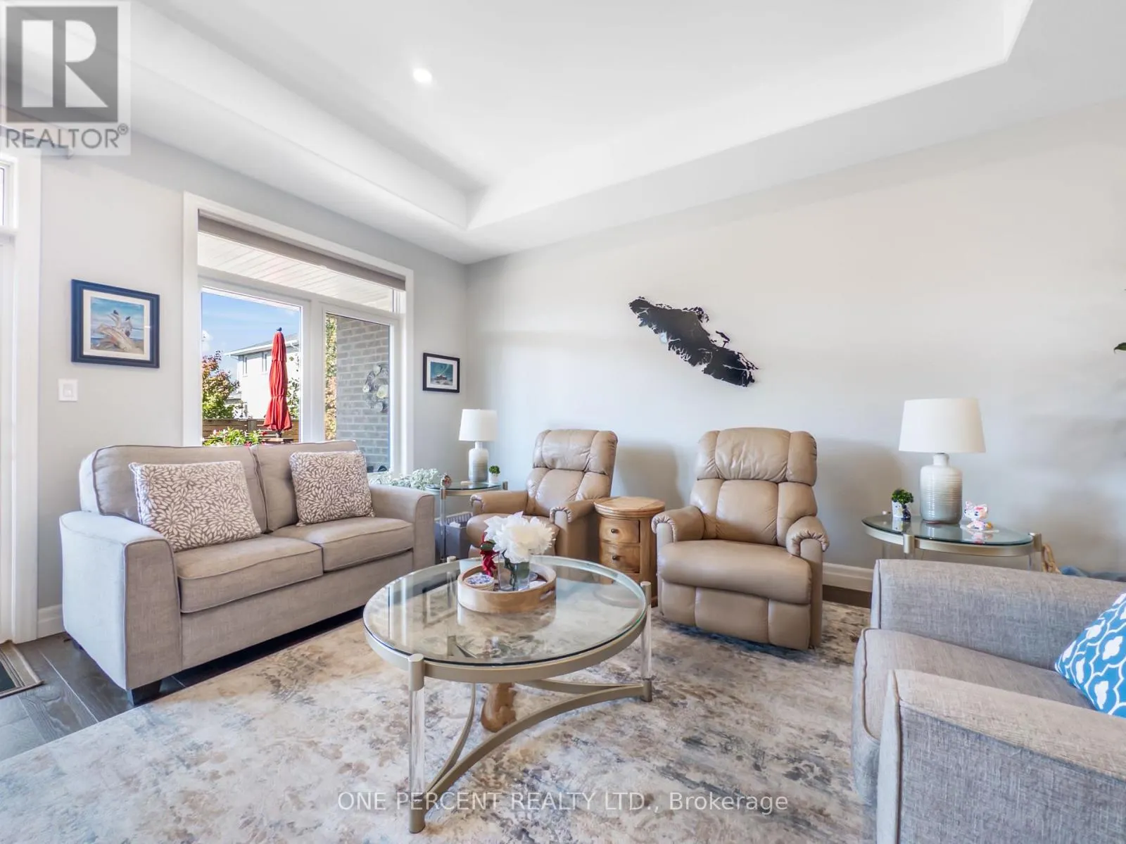 88 ESSEX DRIVE