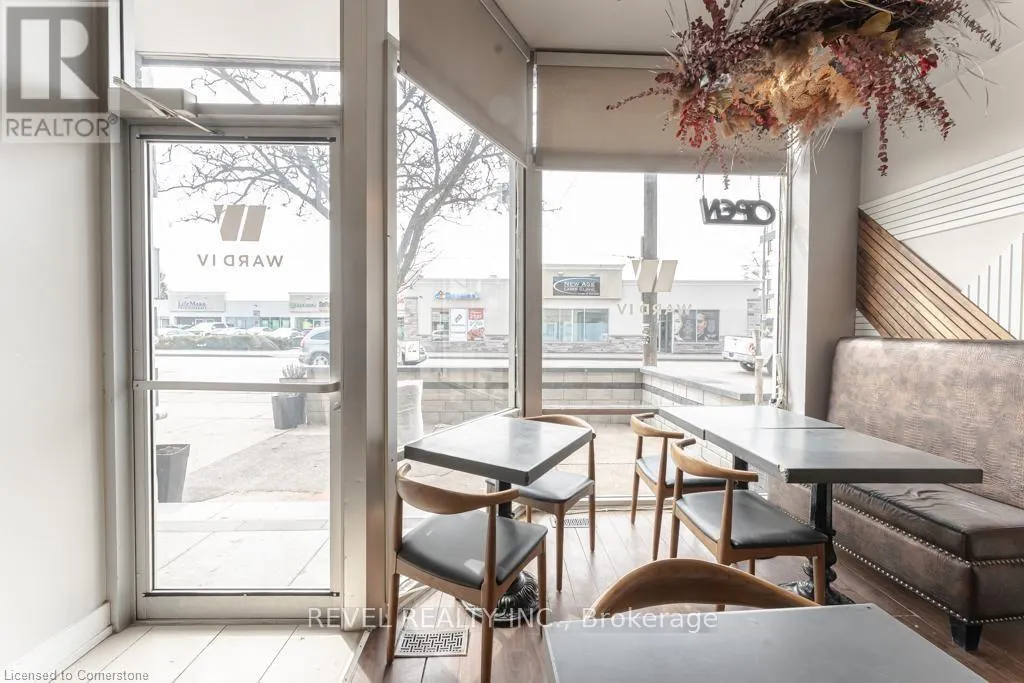 1441 MAIN STREET E