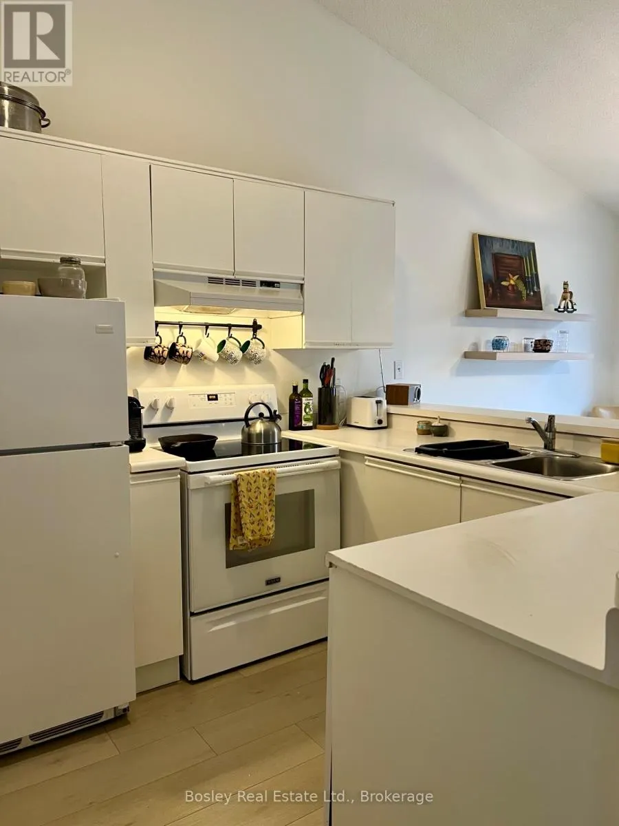 17 - 58 ALICE STREET, #17