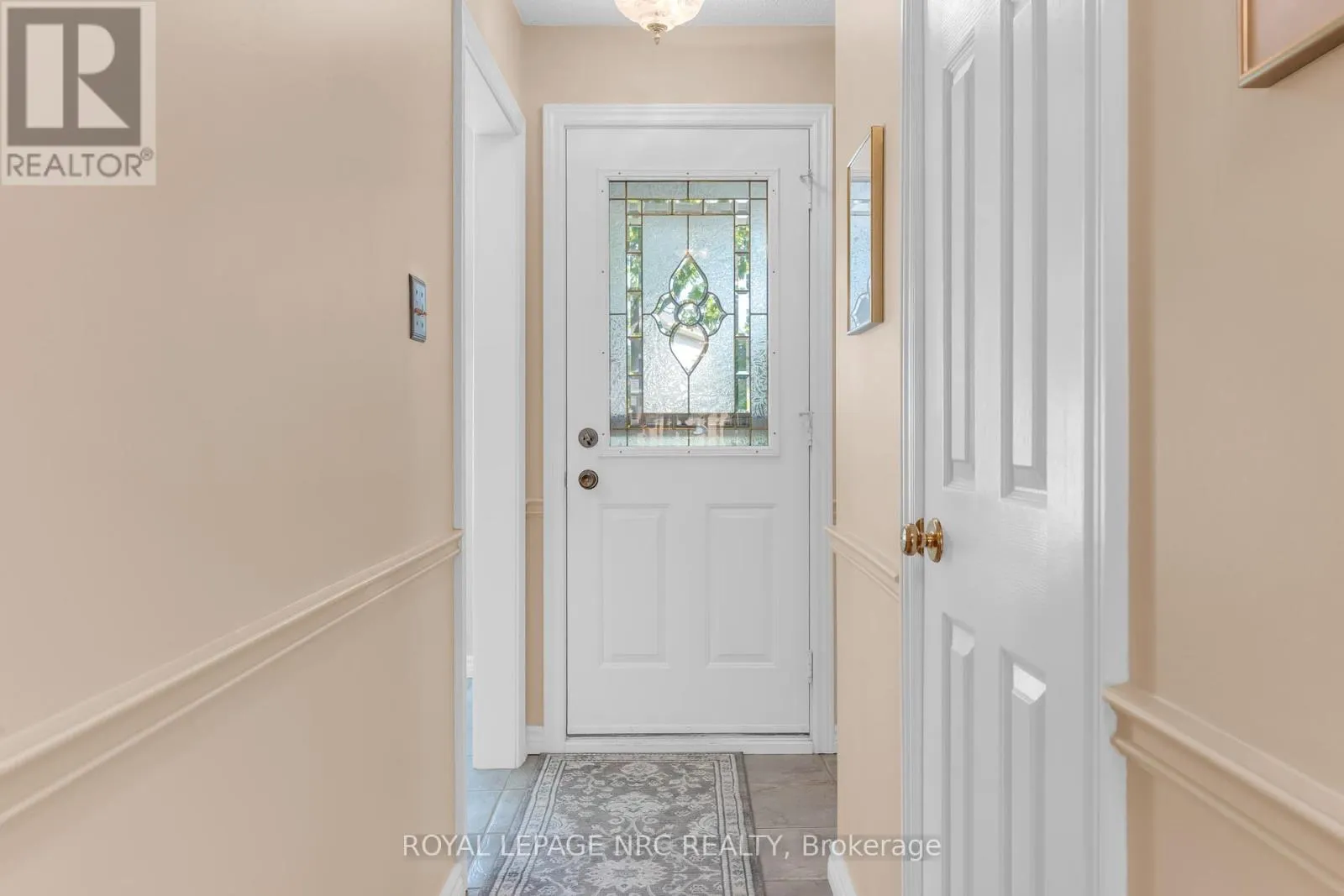 3 - 15 ELLINGTON AVENUE