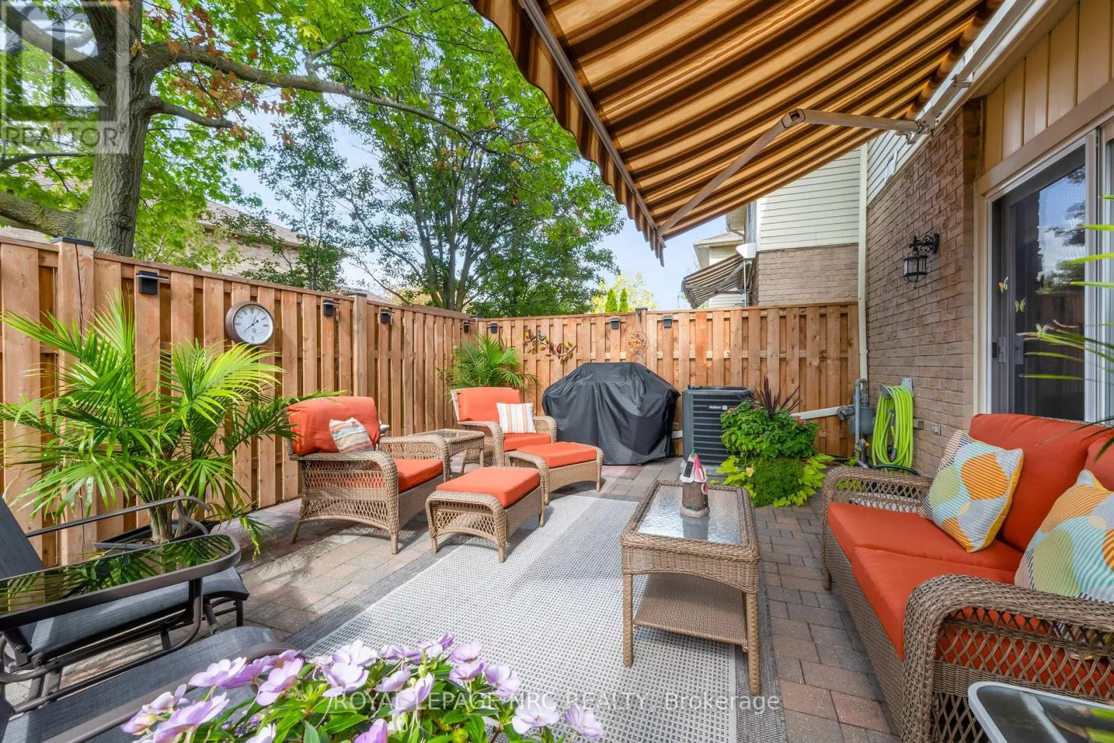 3 - 15 ELLINGTON AVENUE