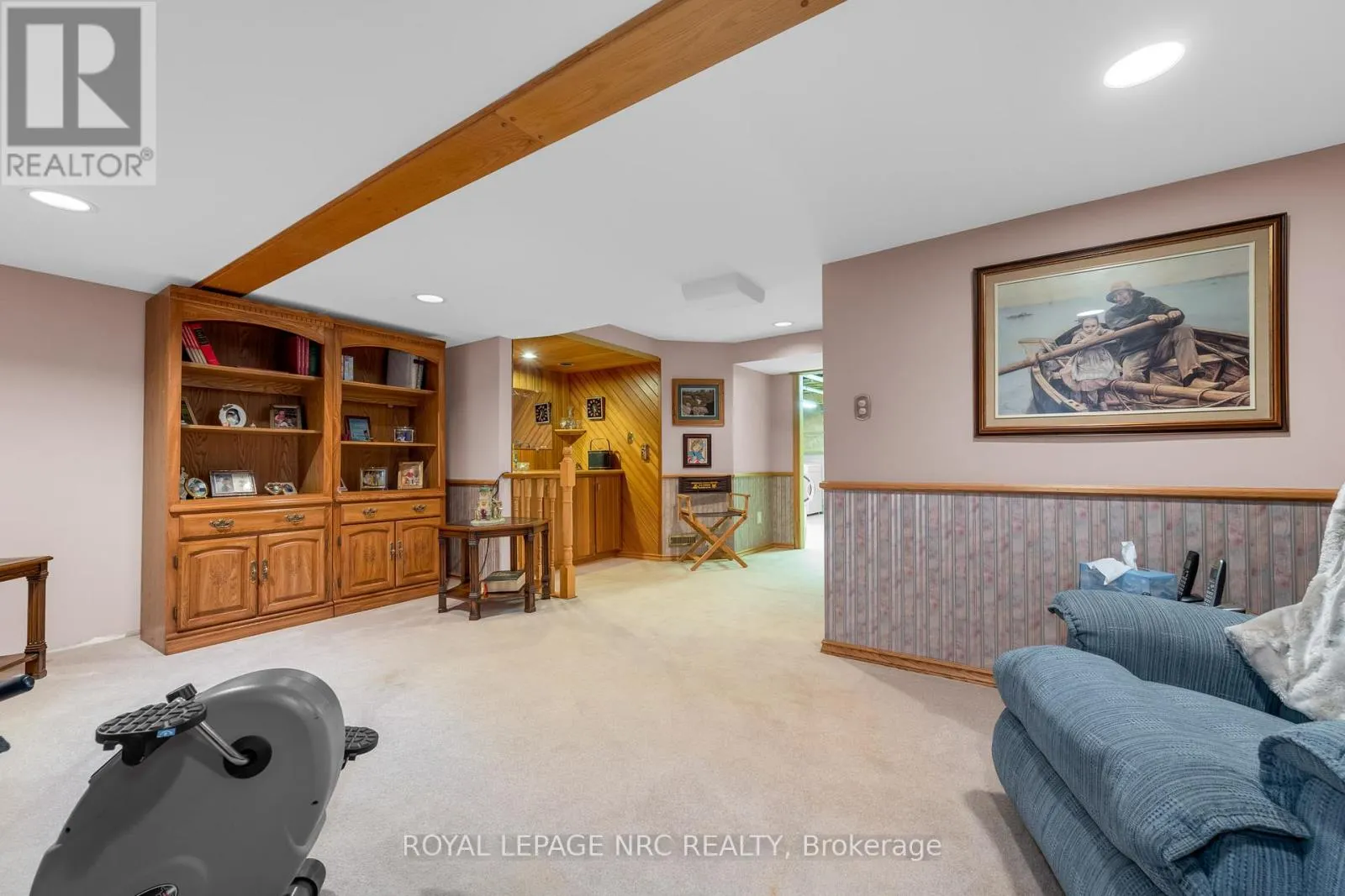 3 - 15 ELLINGTON AVENUE