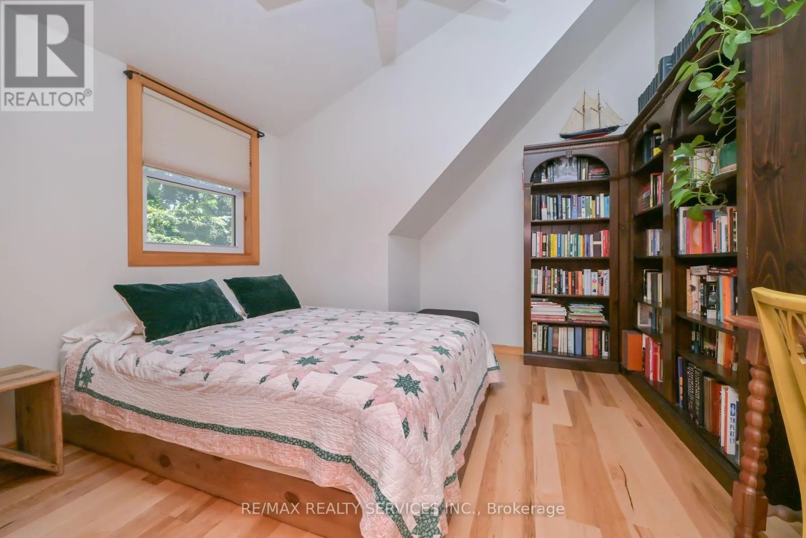 1 MOUNTAINVIEW ROAD