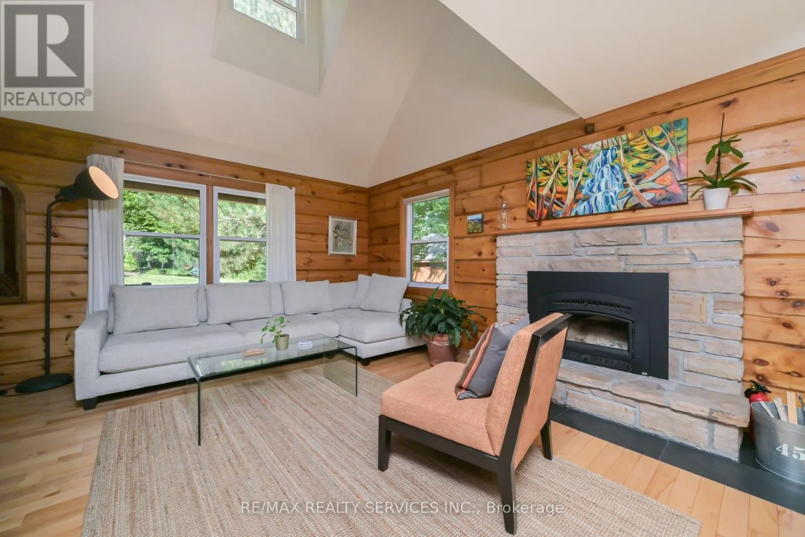 1 MOUNTAINVIEW ROAD