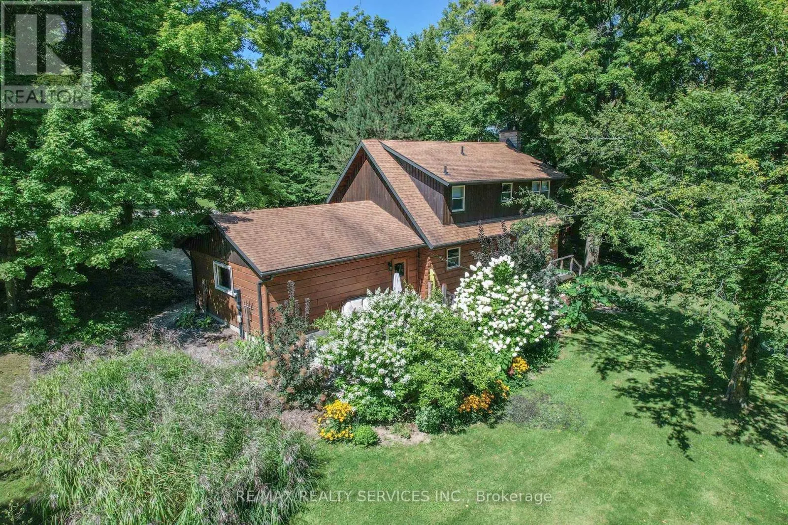 1 MOUNTAINVIEW ROAD