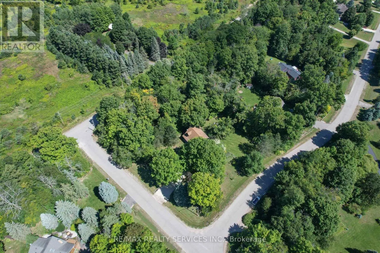 1 MOUNTAINVIEW ROAD