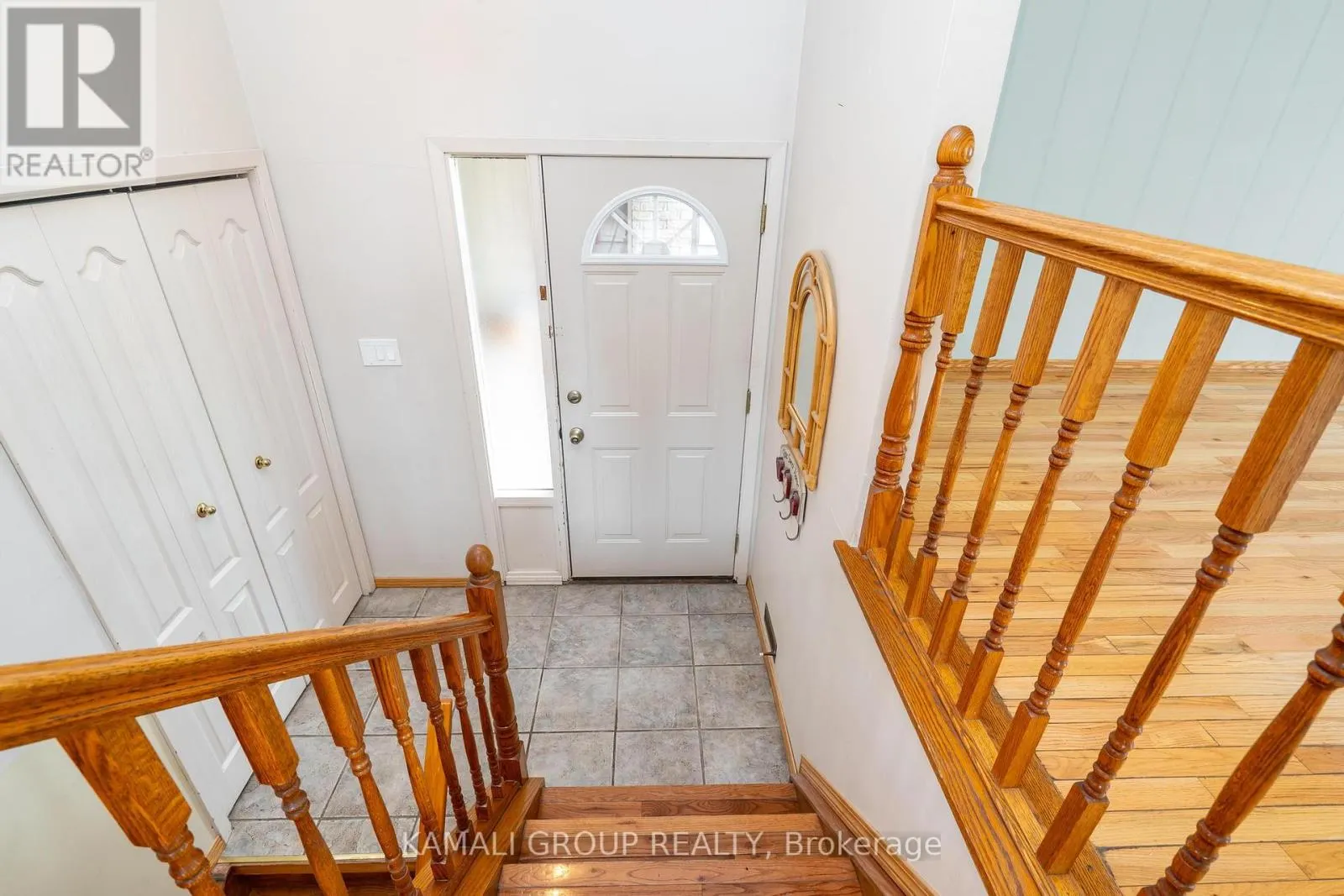 638 CARLTON STREET
