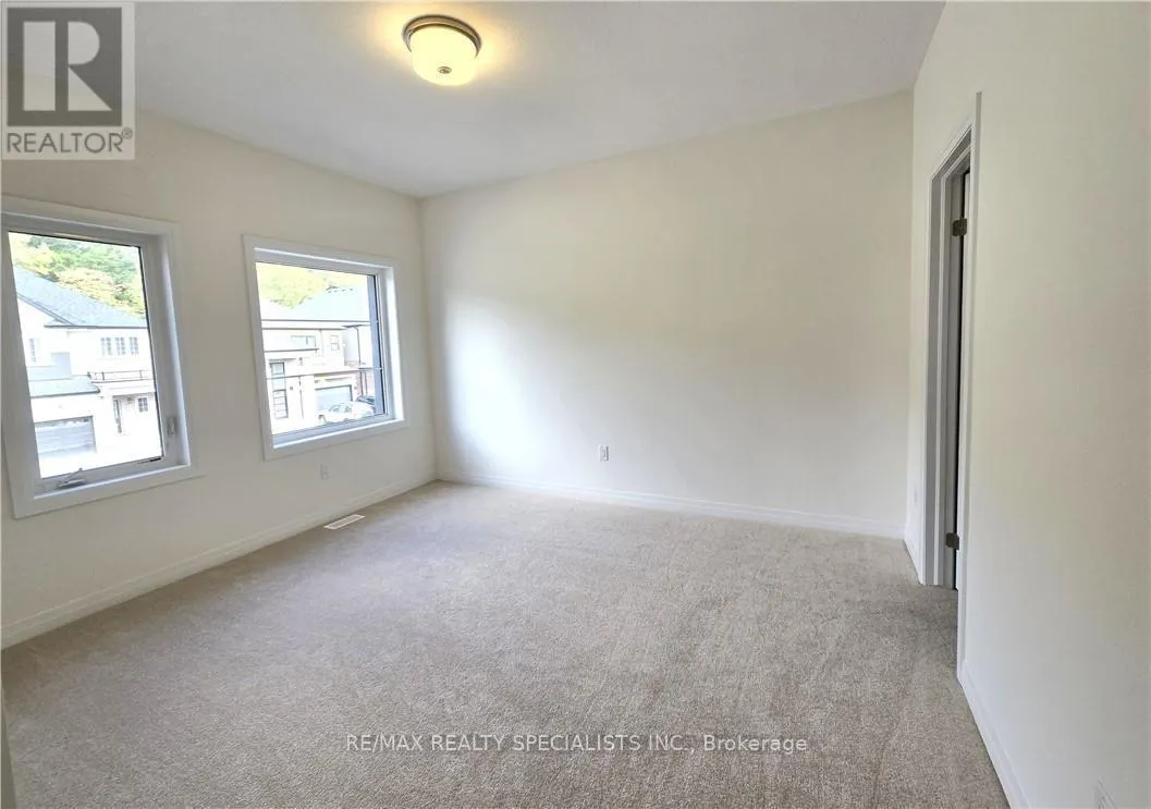 28 MCKERNAN AVENUE