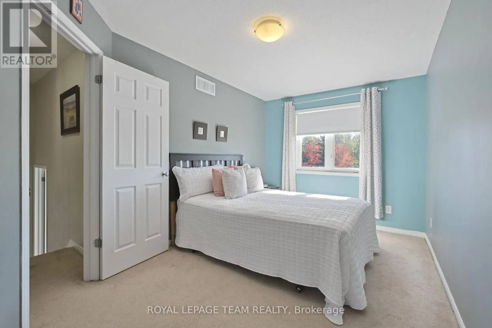 215 PARKROSE PRIVATE