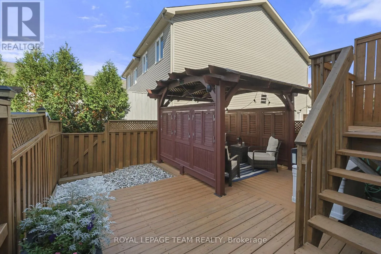 215 PARKROSE PRIVATE