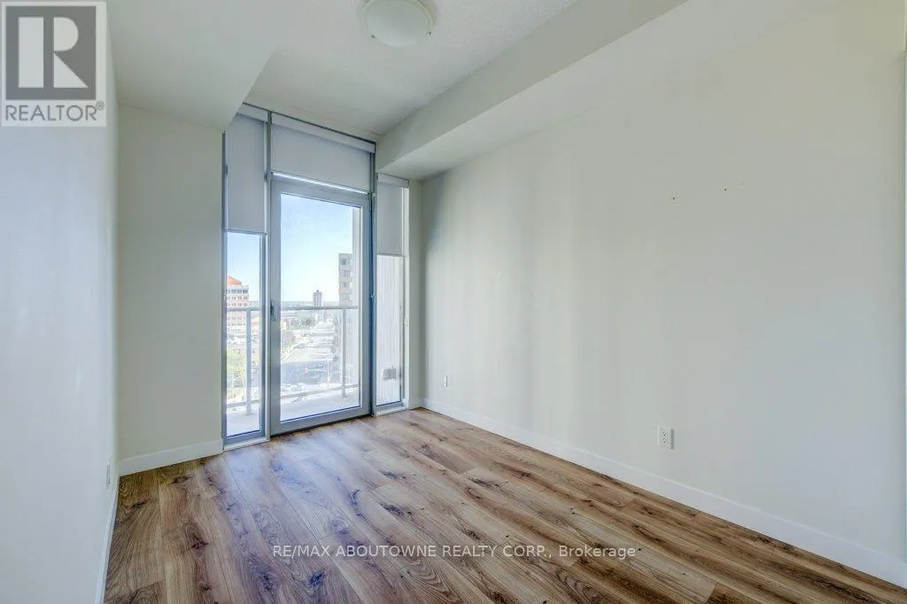 903 - 60 FREDERICK STREET