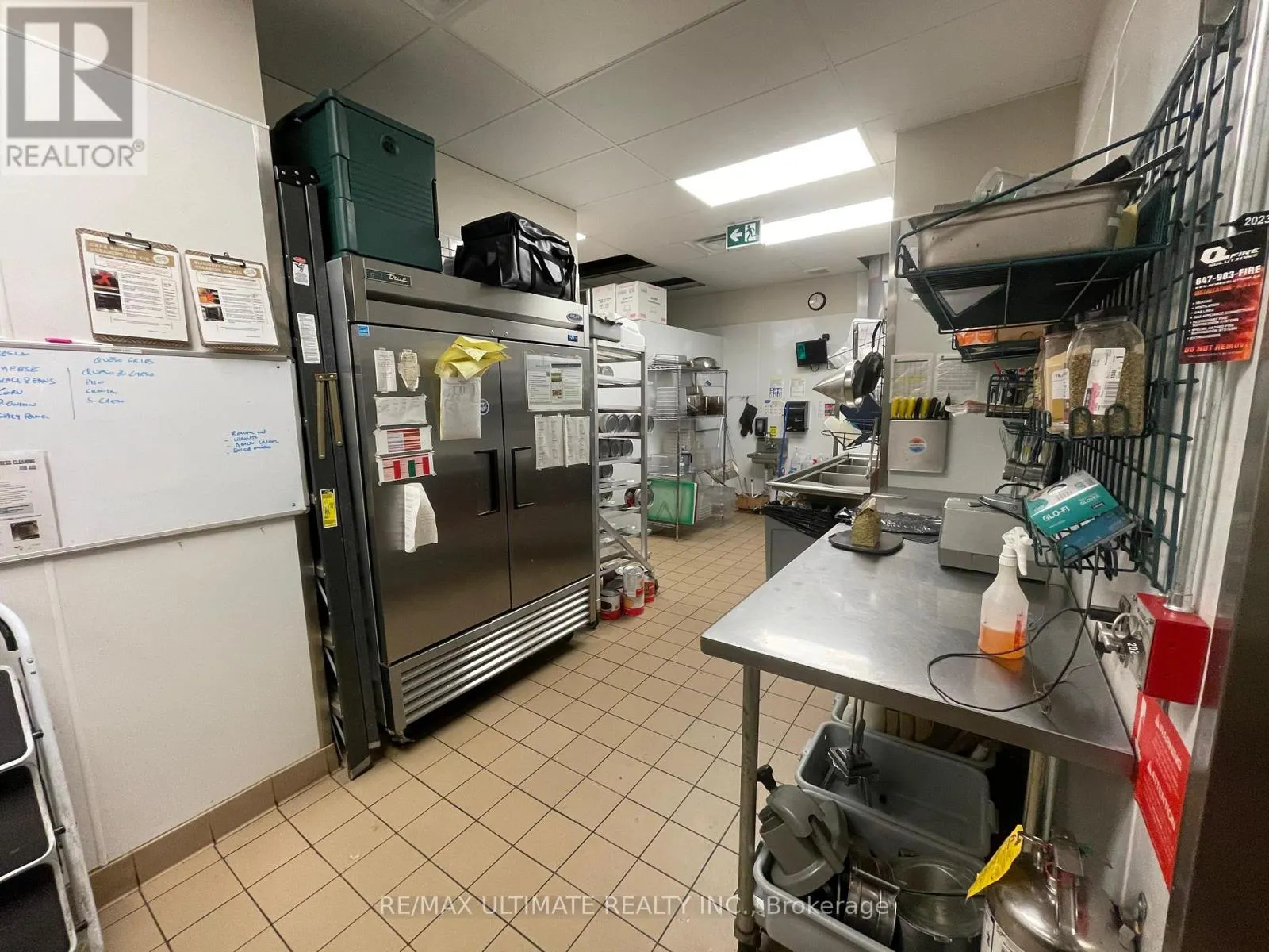 295 WELLINGTON STREET UNIT 3D