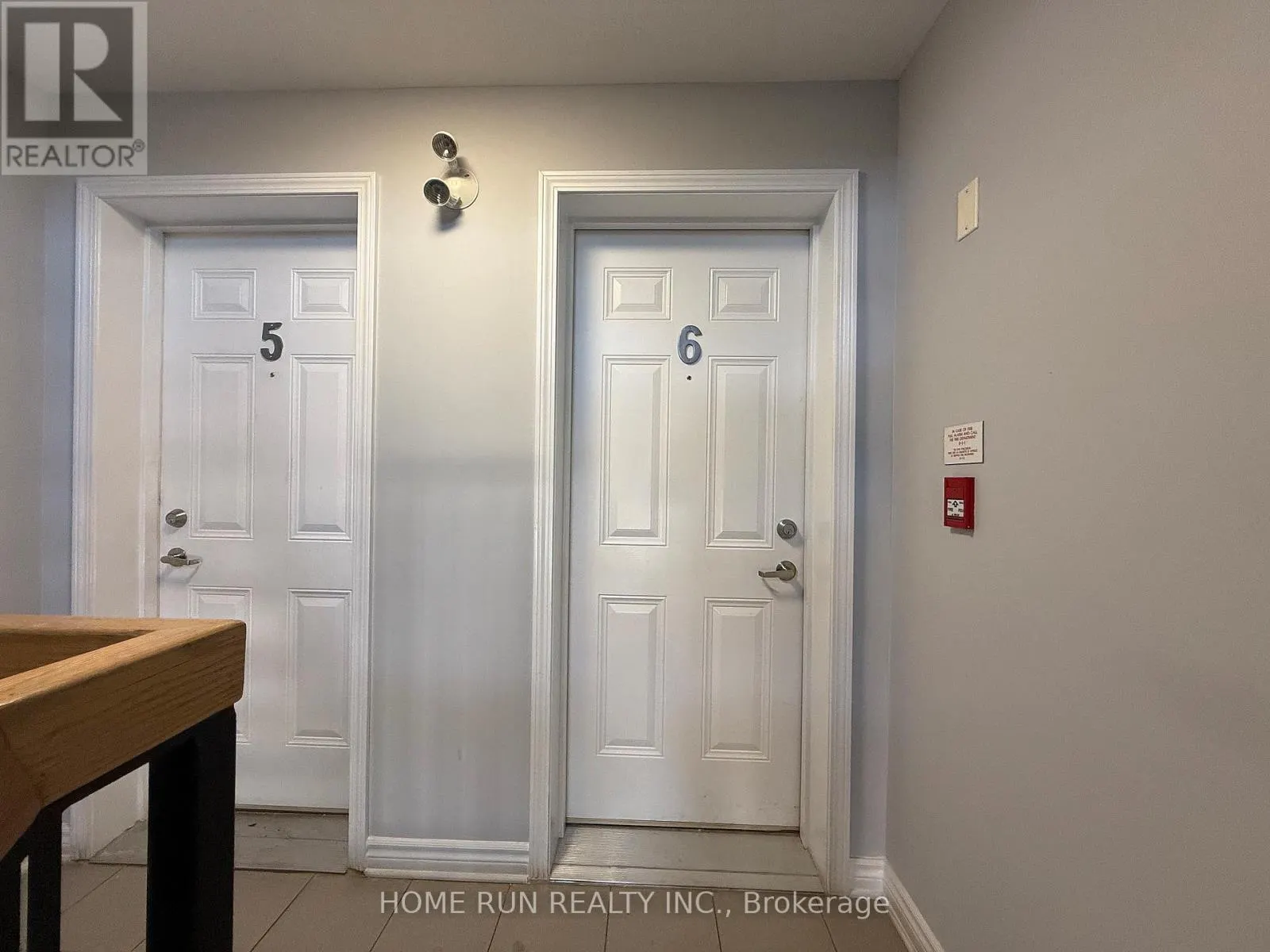 6 - 50 BARNSTONE DRIVE