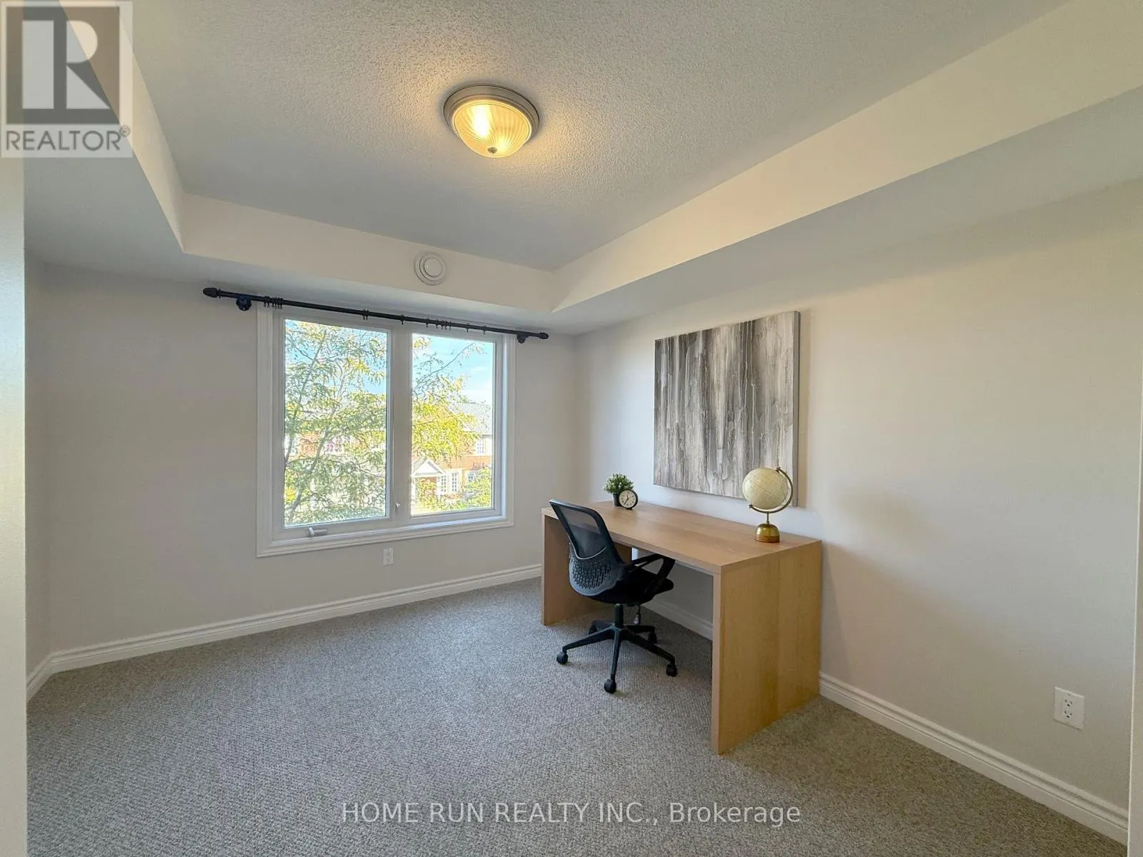 6 - 50 BARNSTONE DRIVE