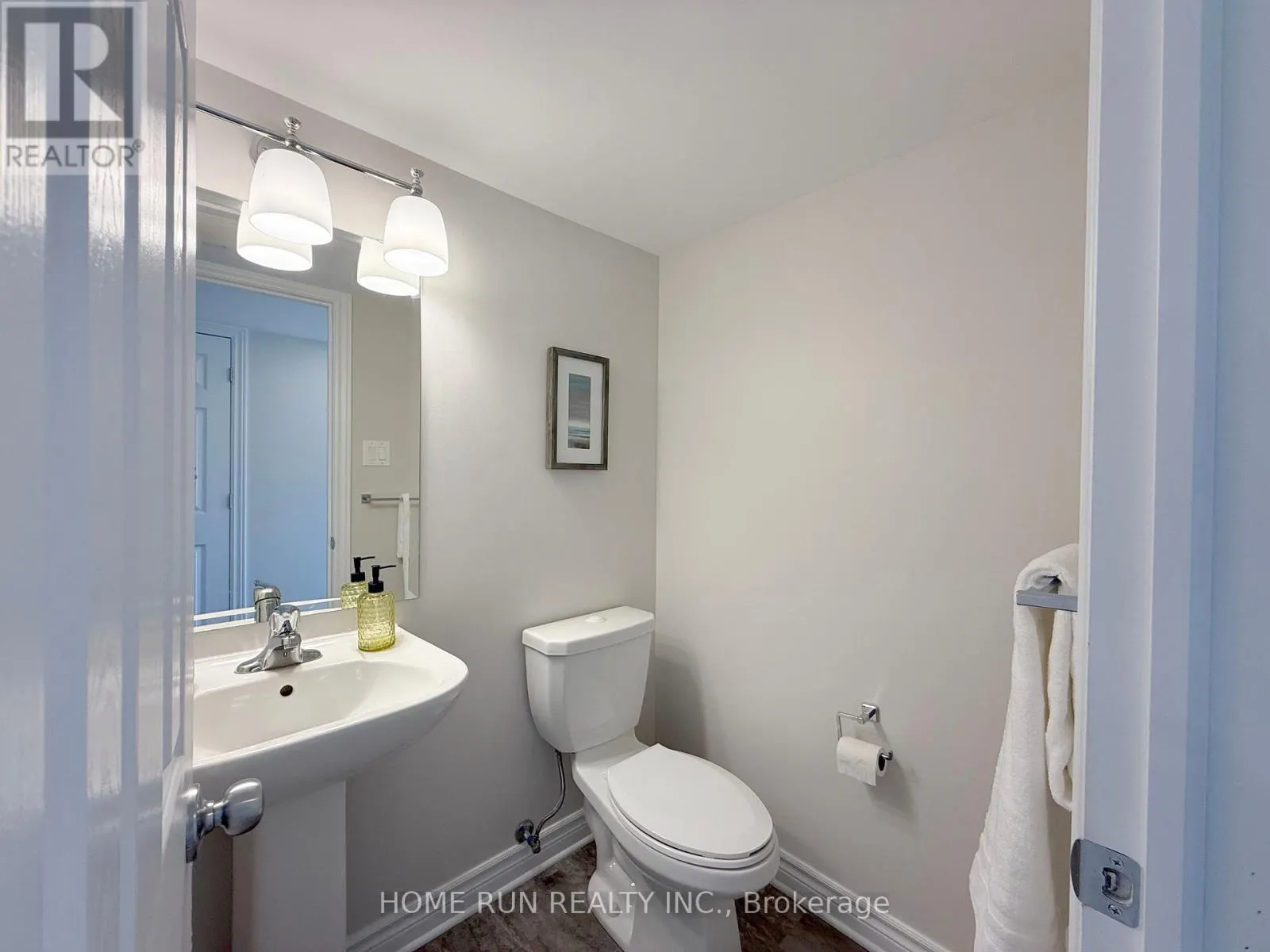 6 - 50 BARNSTONE DRIVE