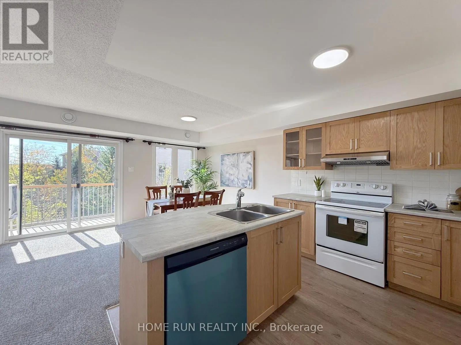 6 - 50 BARNSTONE DRIVE