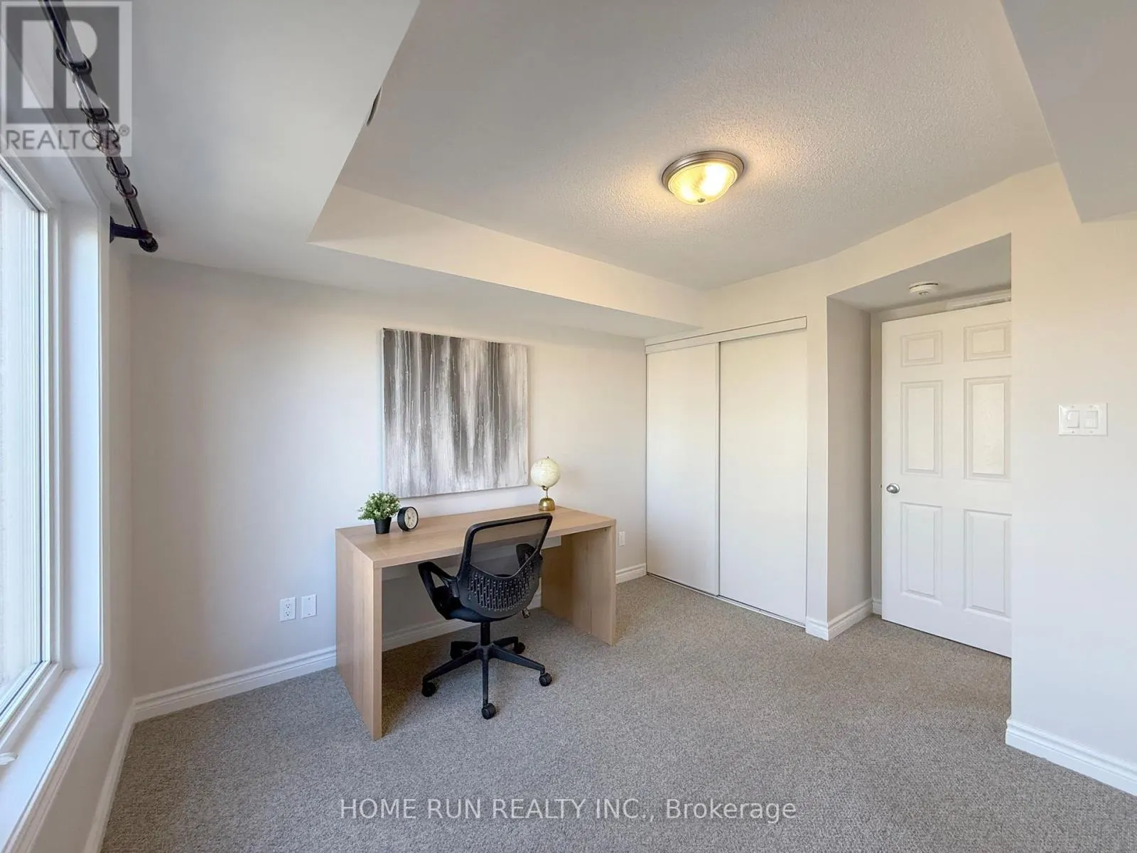 6 - 50 BARNSTONE DRIVE