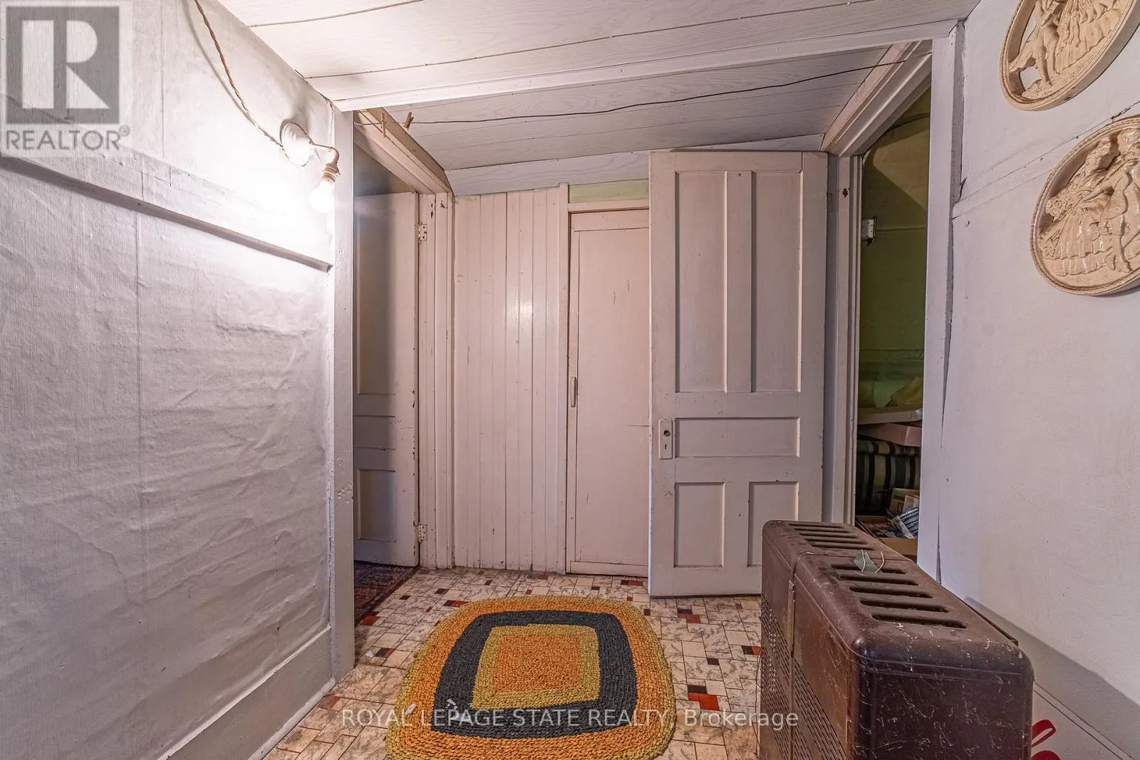 35 SHERMAN AVENUE N
