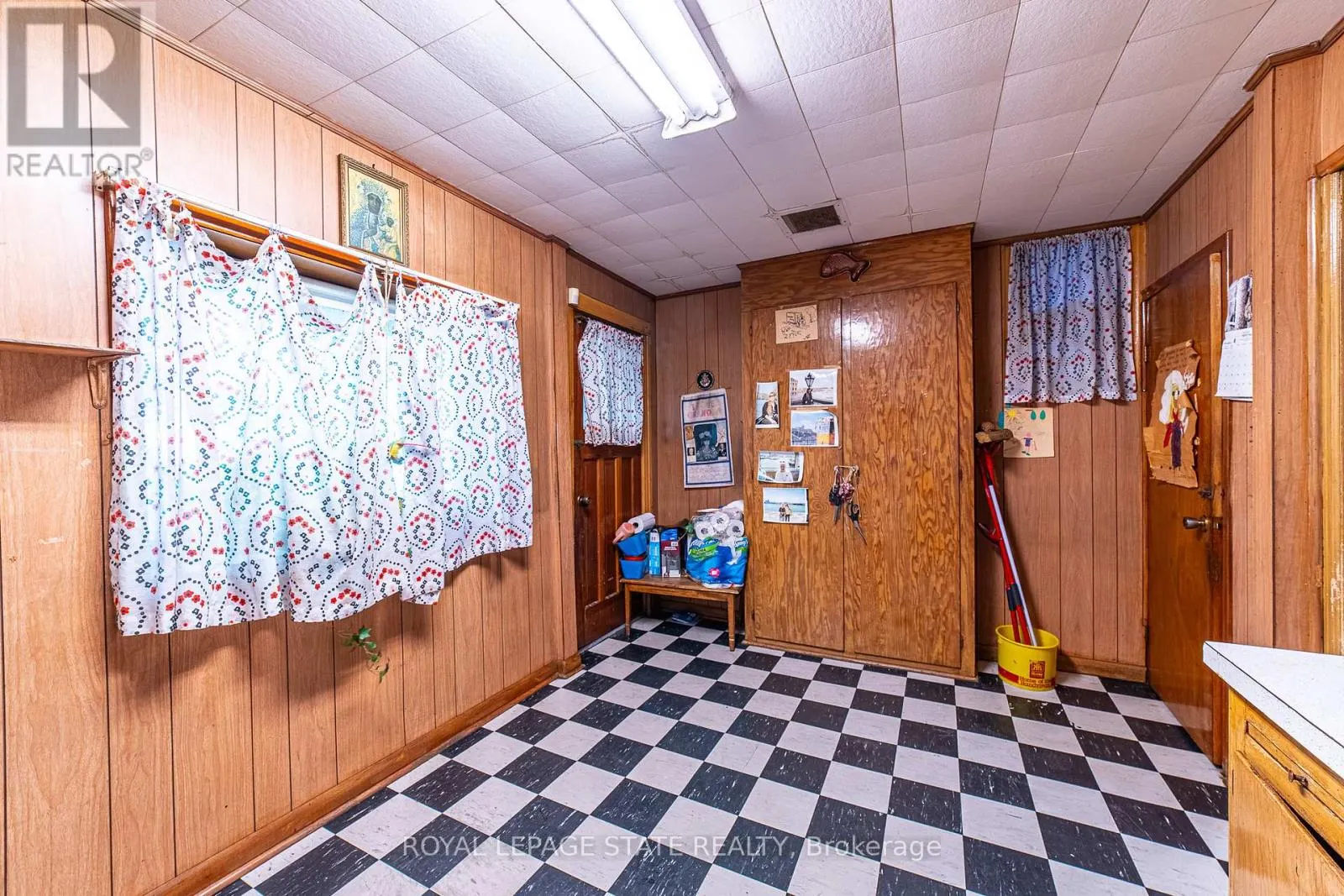 35 SHERMAN AVENUE N