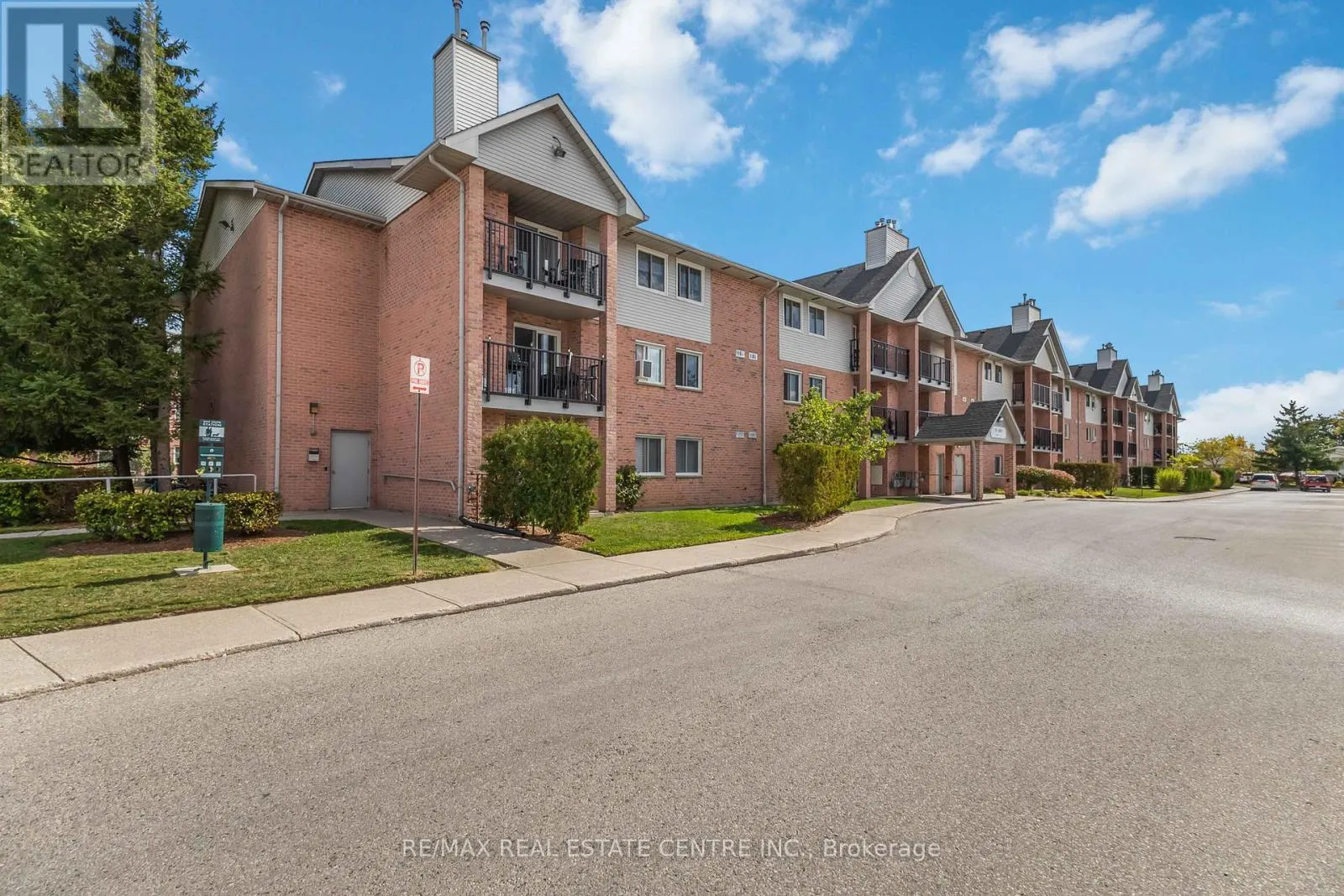 25 - 140 CONWAY DRIVE