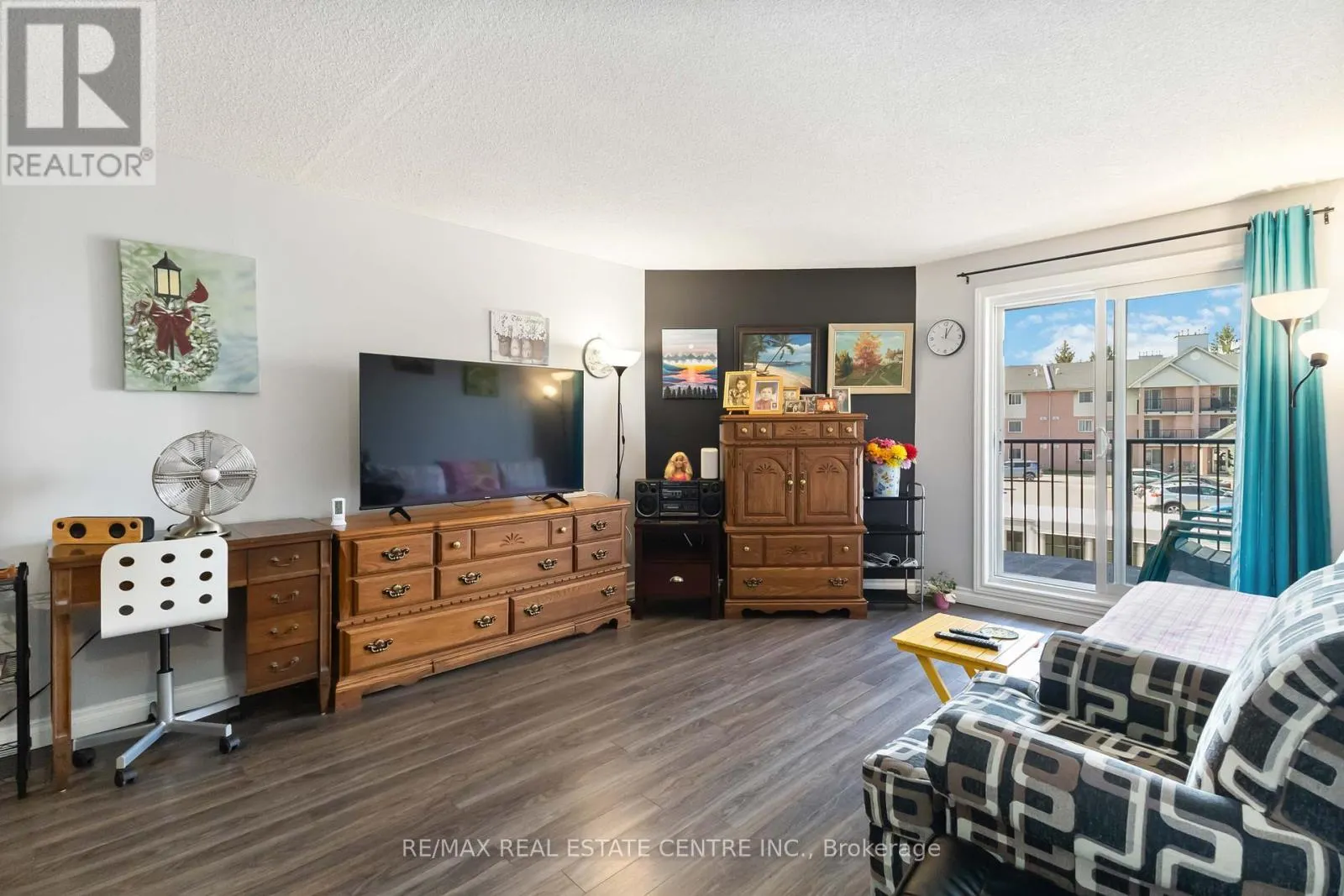 25 - 140 CONWAY DRIVE