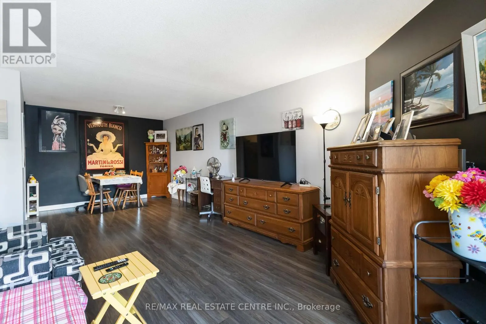 25 - 140 CONWAY DRIVE